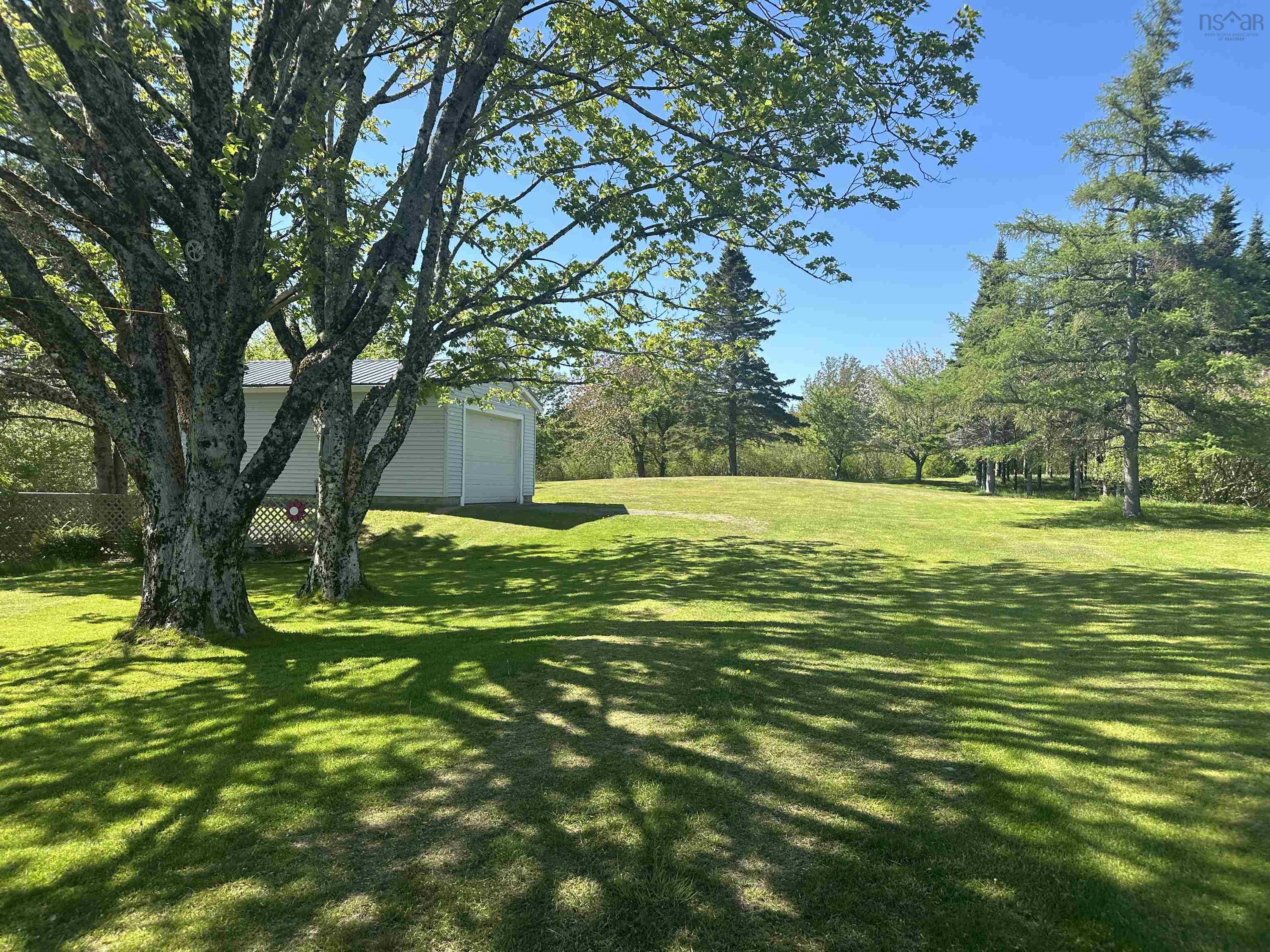 $425,000.00: 6670 Highway 3, Hunts Point