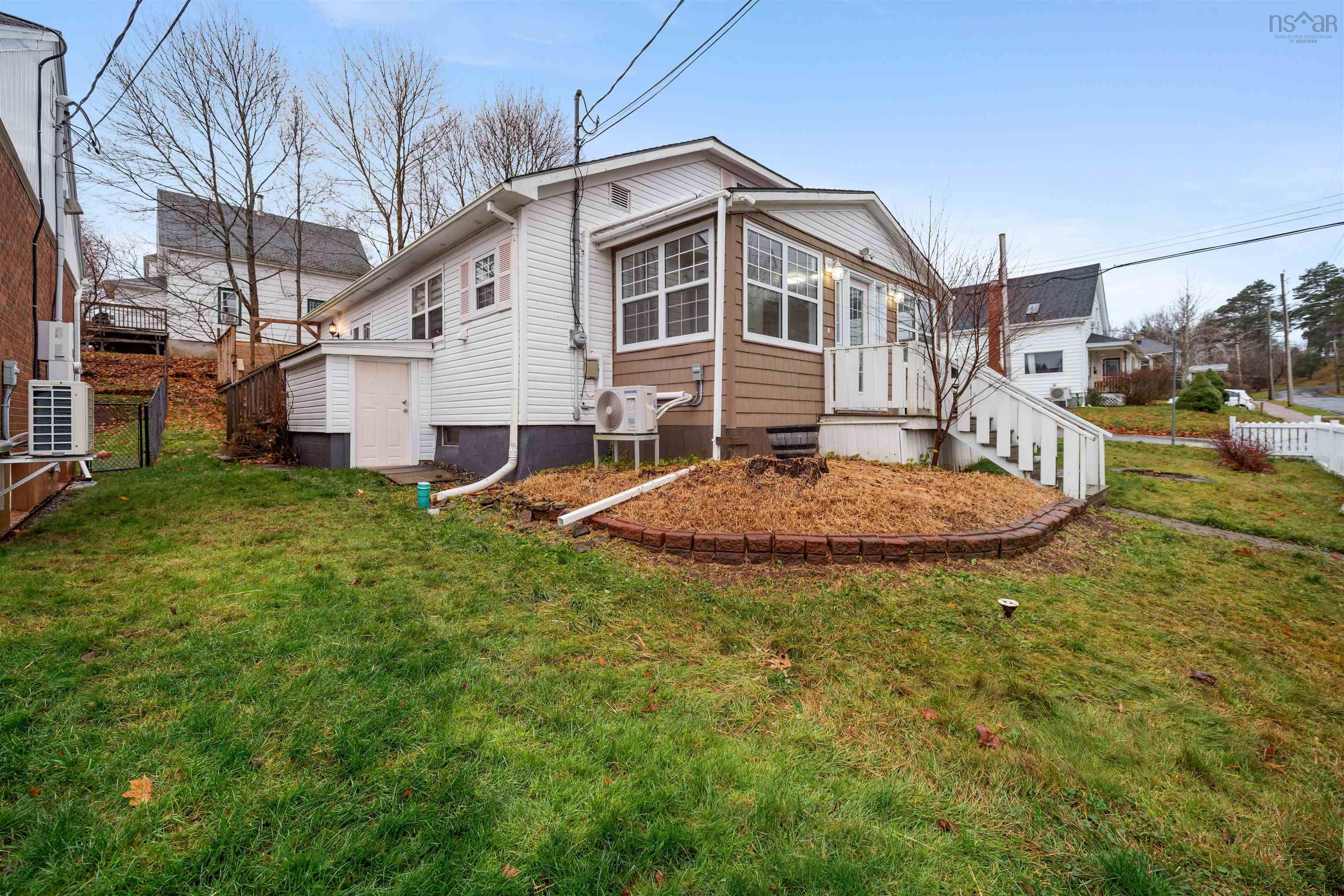 $319,000.00: 140 Maple Avenue, New Glasgow