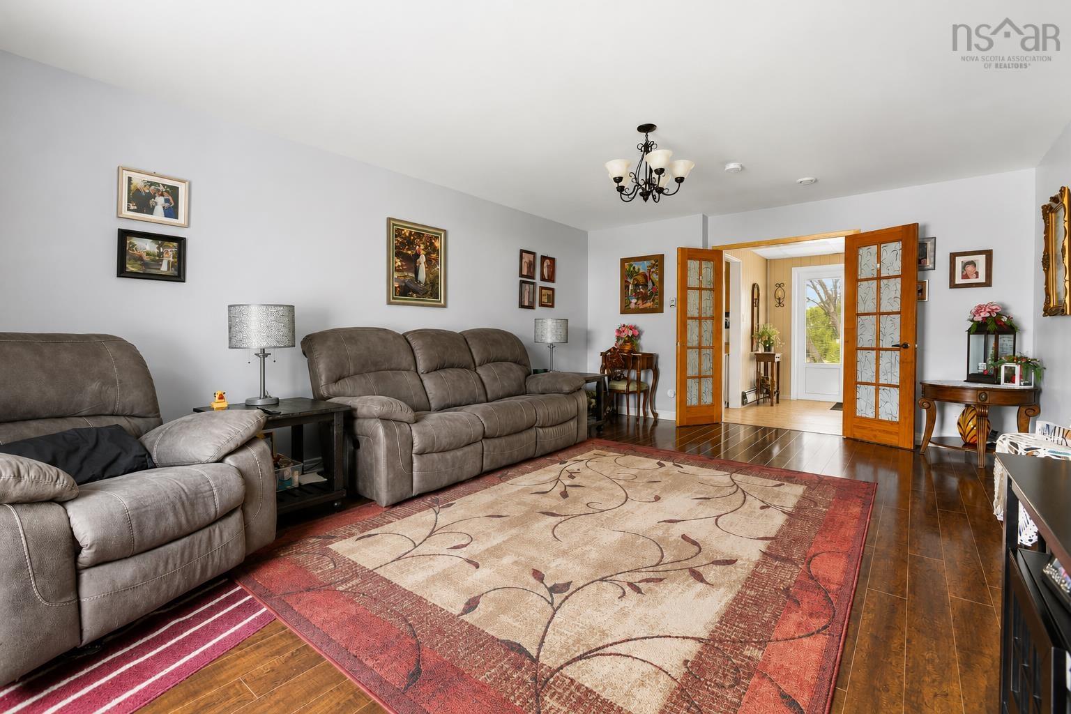 $440,000.00: 80 Livingstone Road, River Ryan