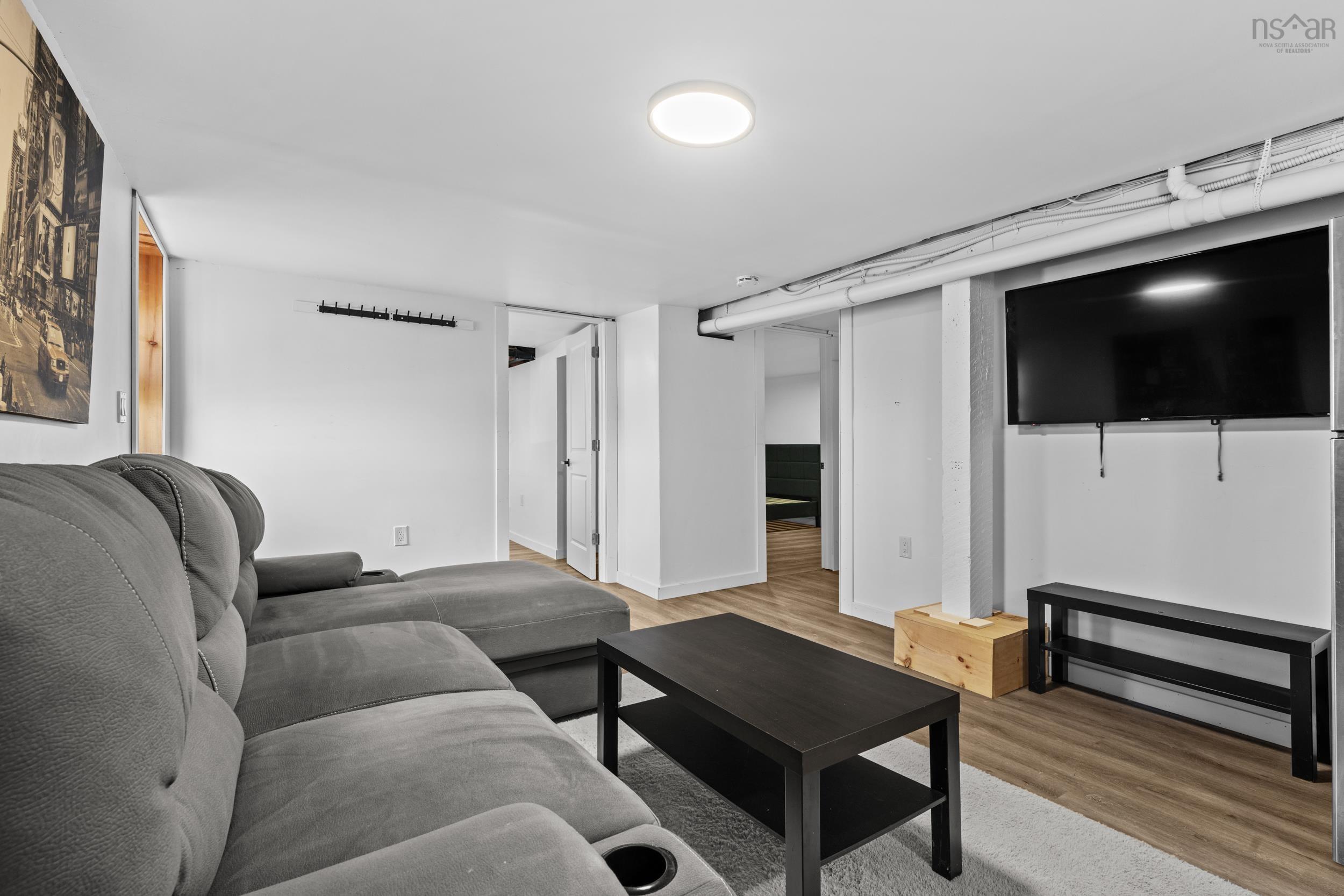 $439,900.00: 29 Auburn Avenue, Halifax