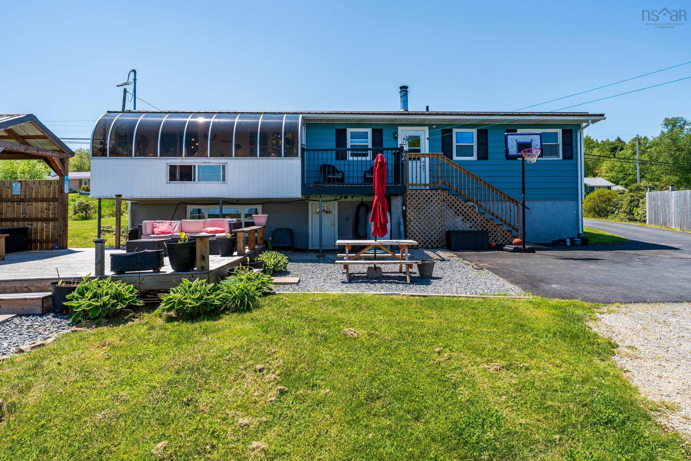 $539,900.00: 2897 Highway 331, Pentz
