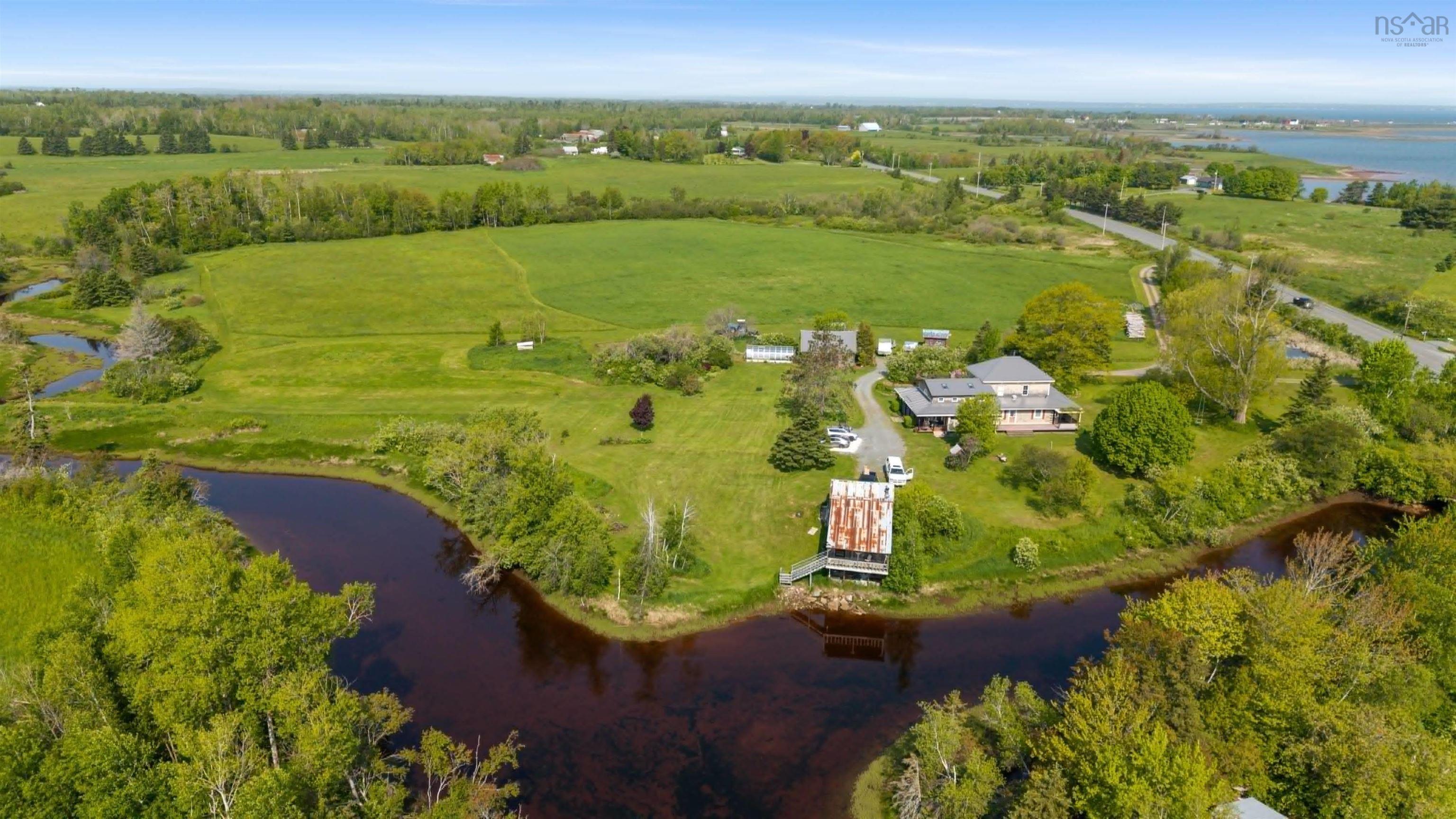 $549,000.00: 3914 Highway 6, Brule