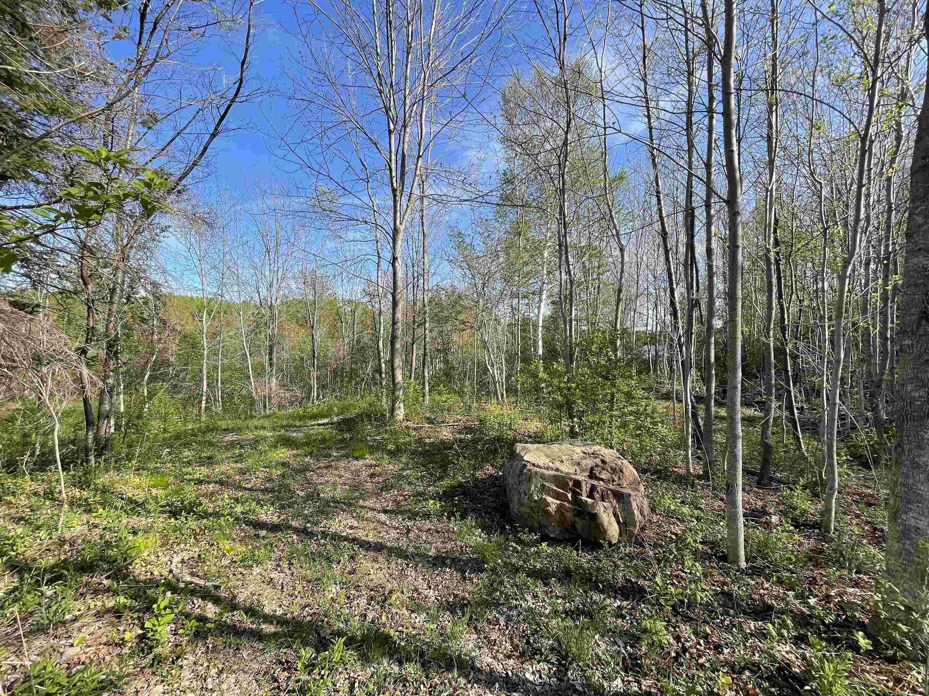 $99,000.00: 2380 Portage Road, Estmere