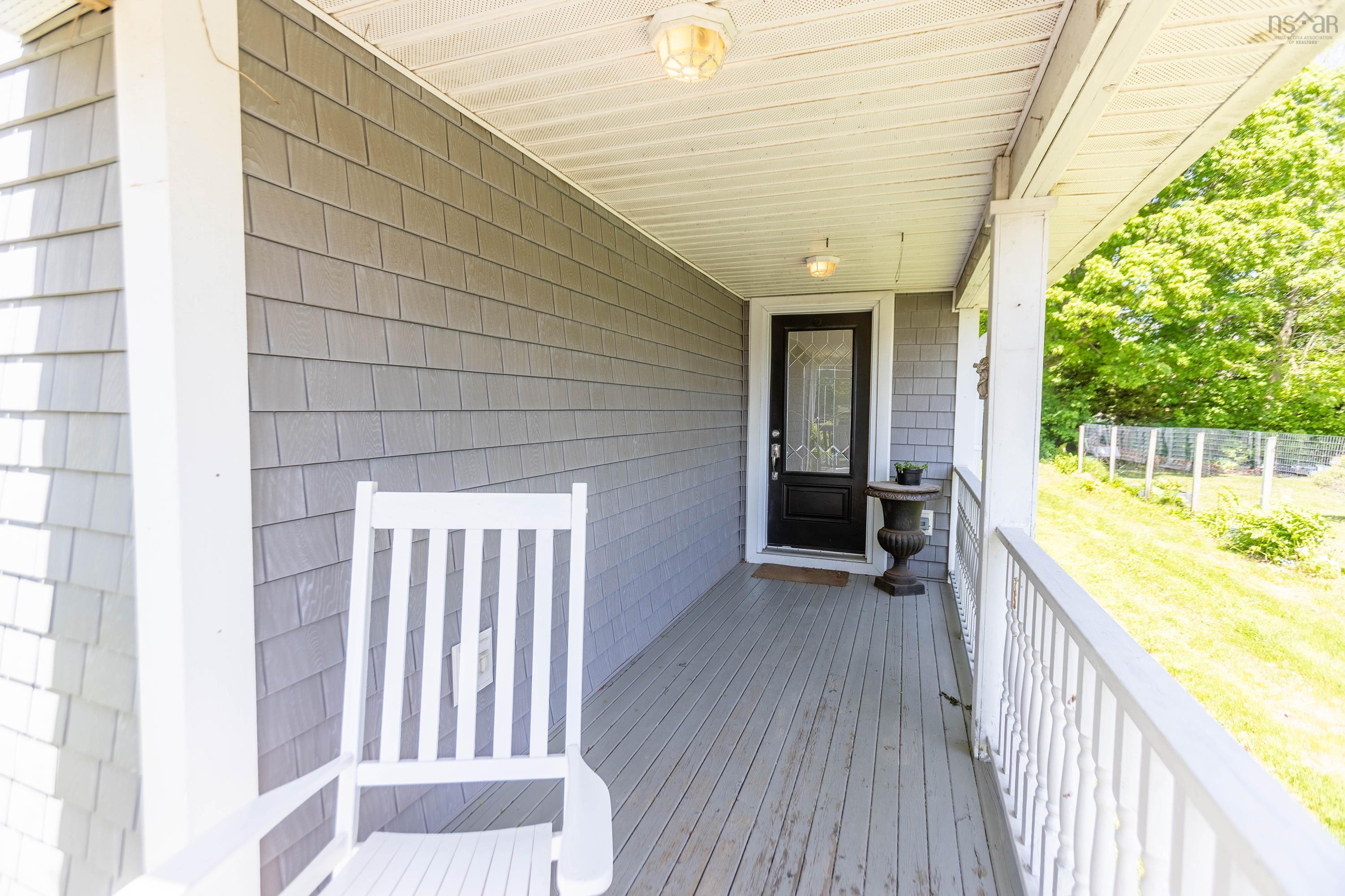 $429,900.00: 124 Church Street, Amherst