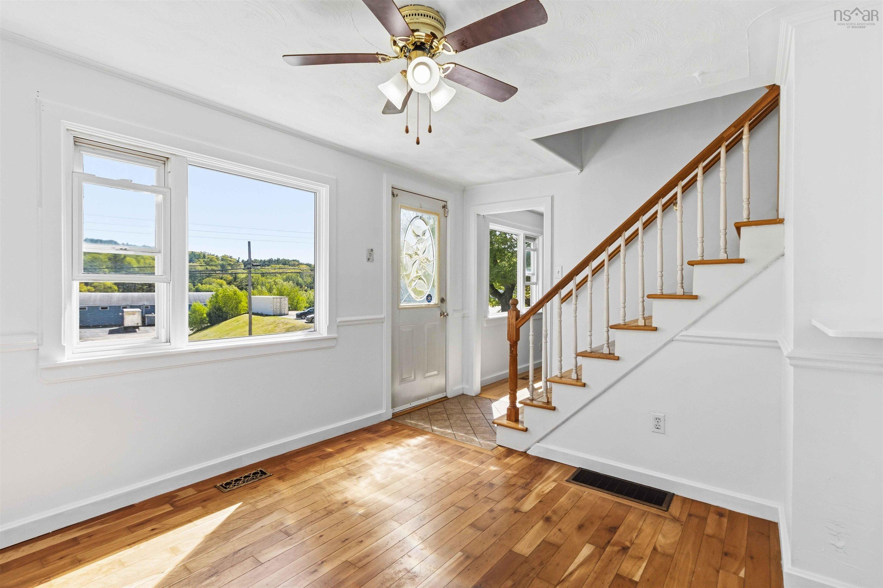 $349,900.00: 114 Lahave Street, Bridgewater