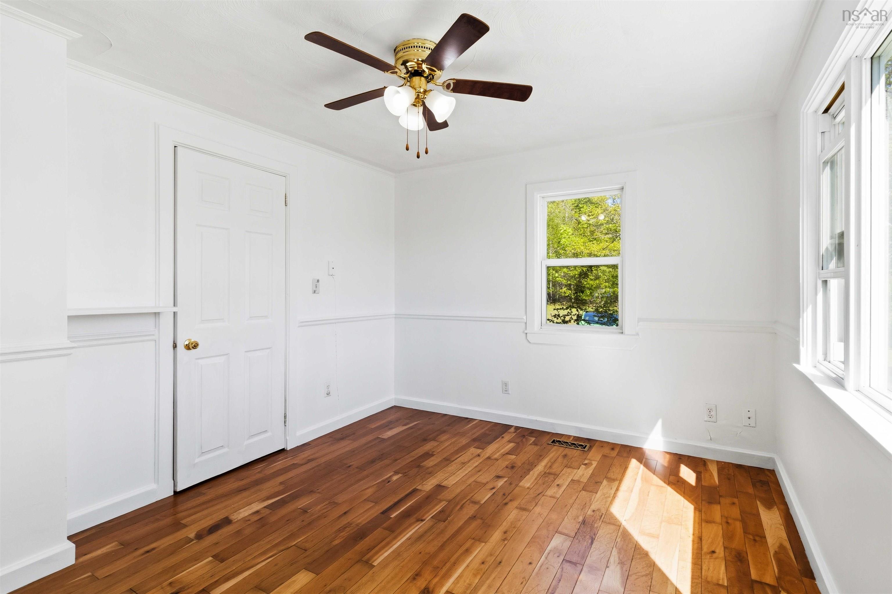$349,900.00: 114 Lahave Street, Bridgewater