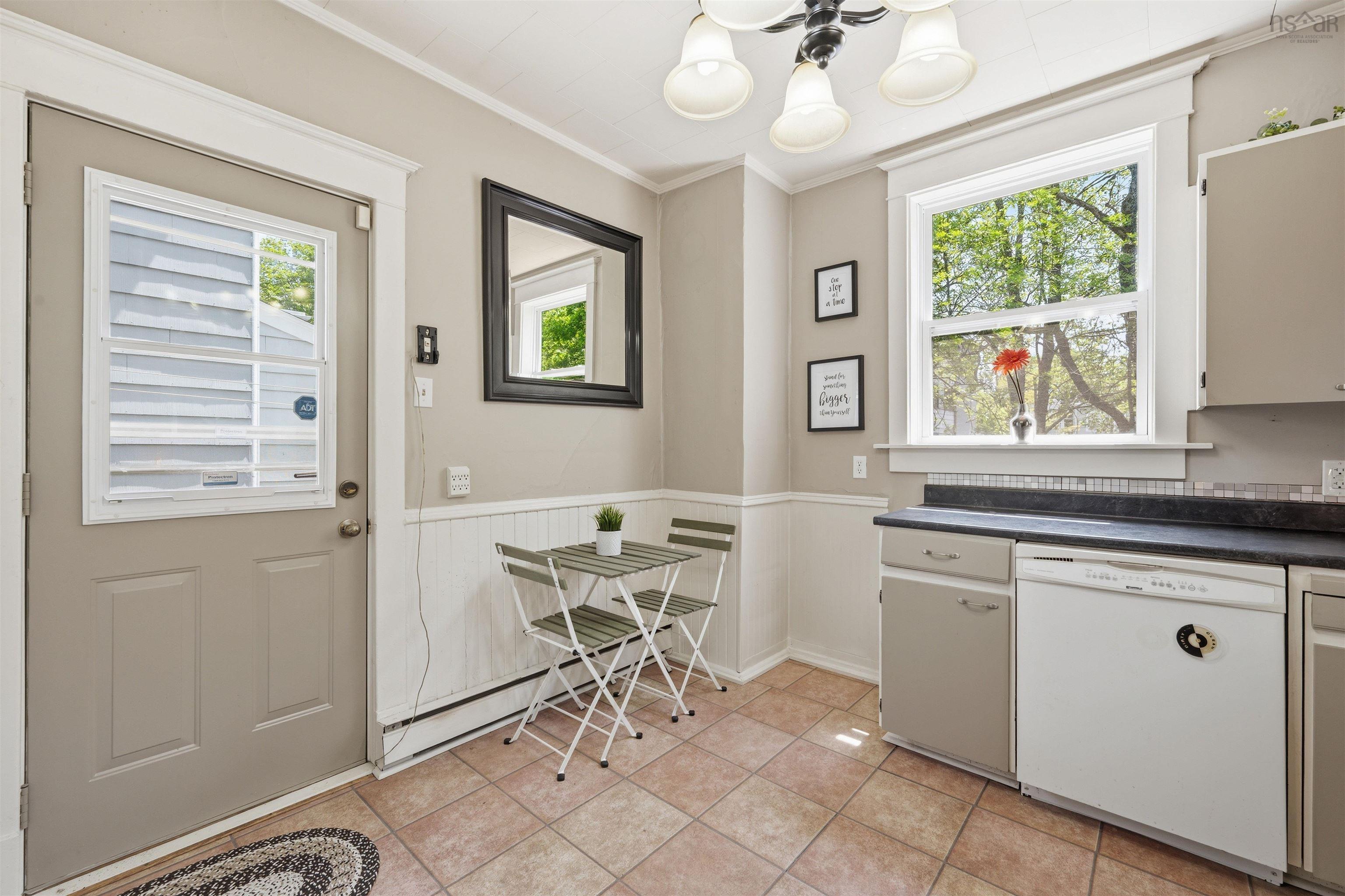 6186 Lawrence Street, Halifax Peninsula, NS (MLS 202613651)