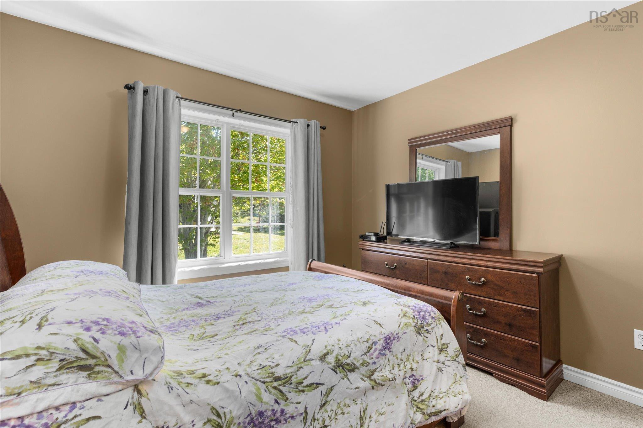 $649,999.00: 650 Sandy Point Road, Sandy Point