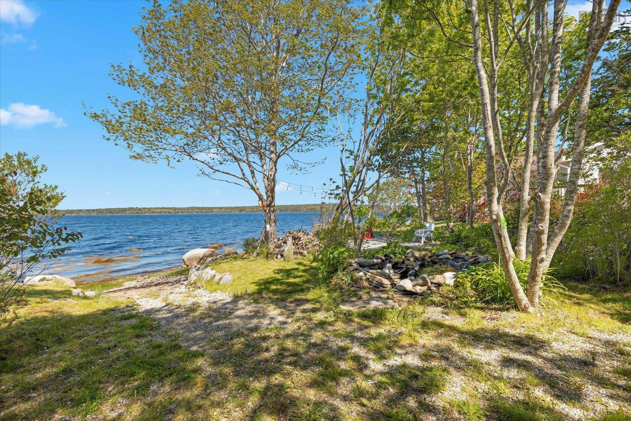 $649,999.00: 650 Sandy Point Road, Sandy Point