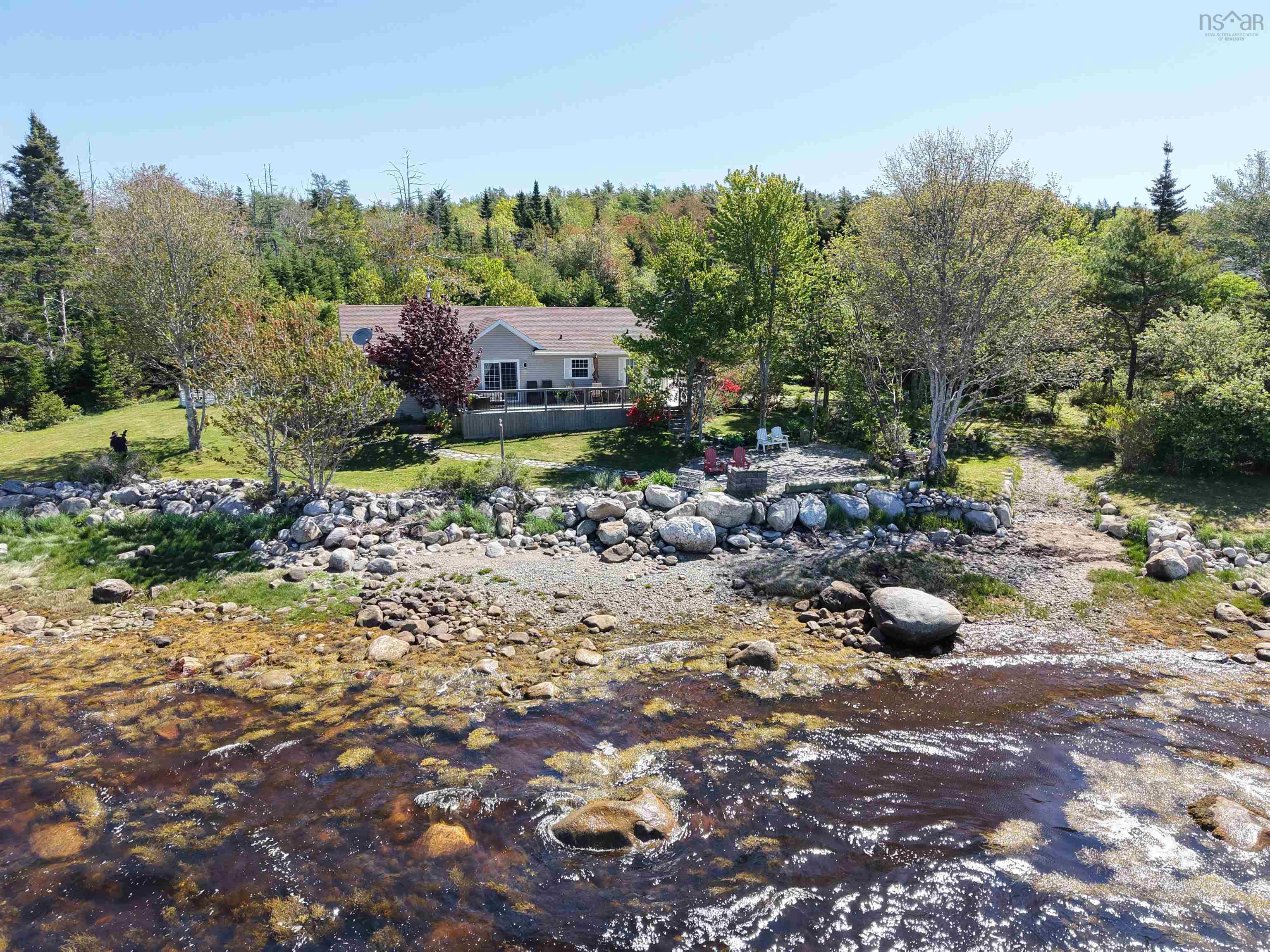 $649,999.00: 650 Sandy Point Road, Sandy Point