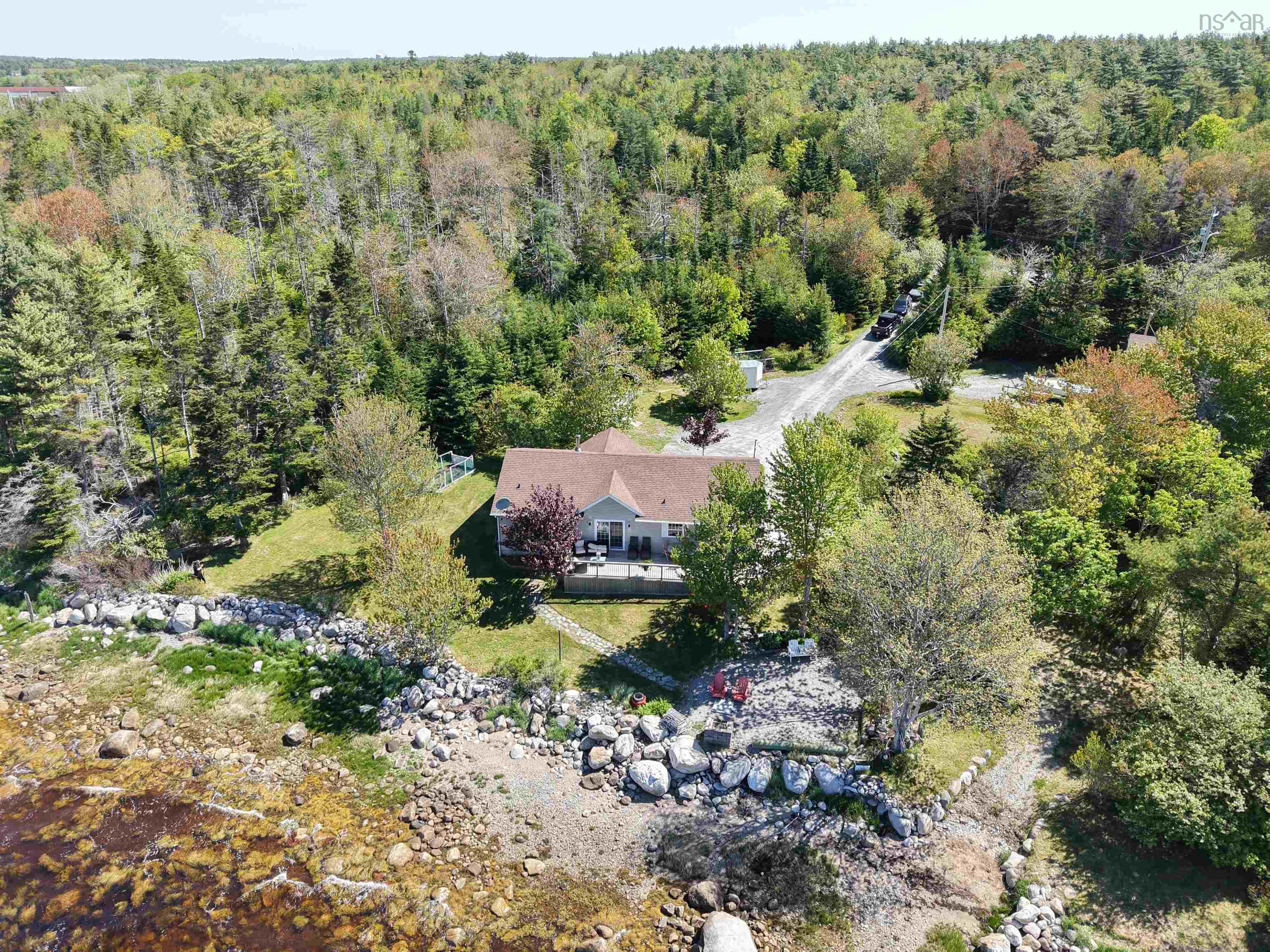 $649,999.00: 650 Sandy Point Road, Sandy Point