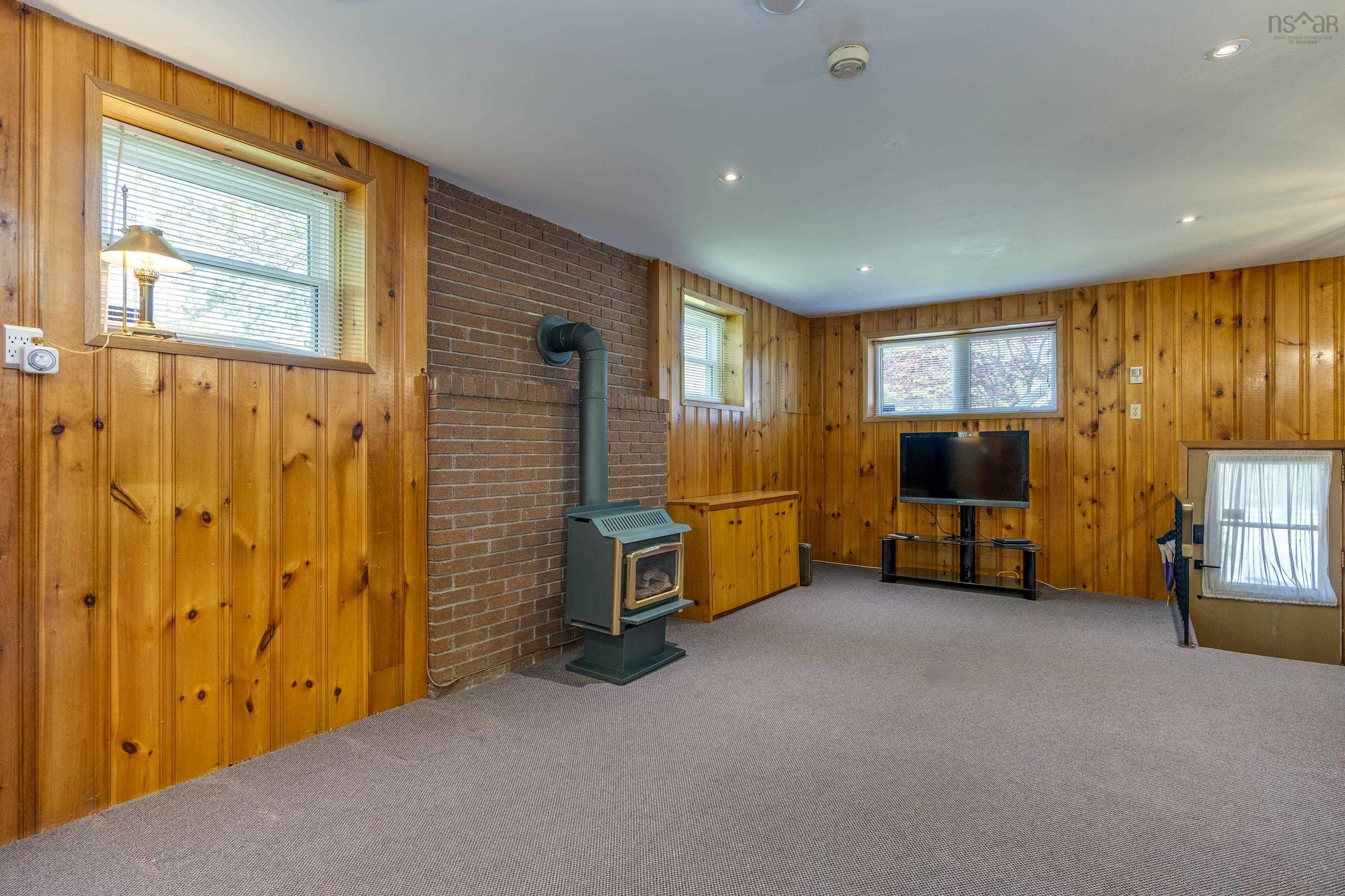 2134 St. Margarets Bay Road, Timberlea, NS (MLS 202613659)