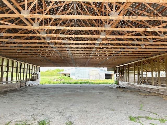 $659,900.00: 7729 Highway 321, Roslin