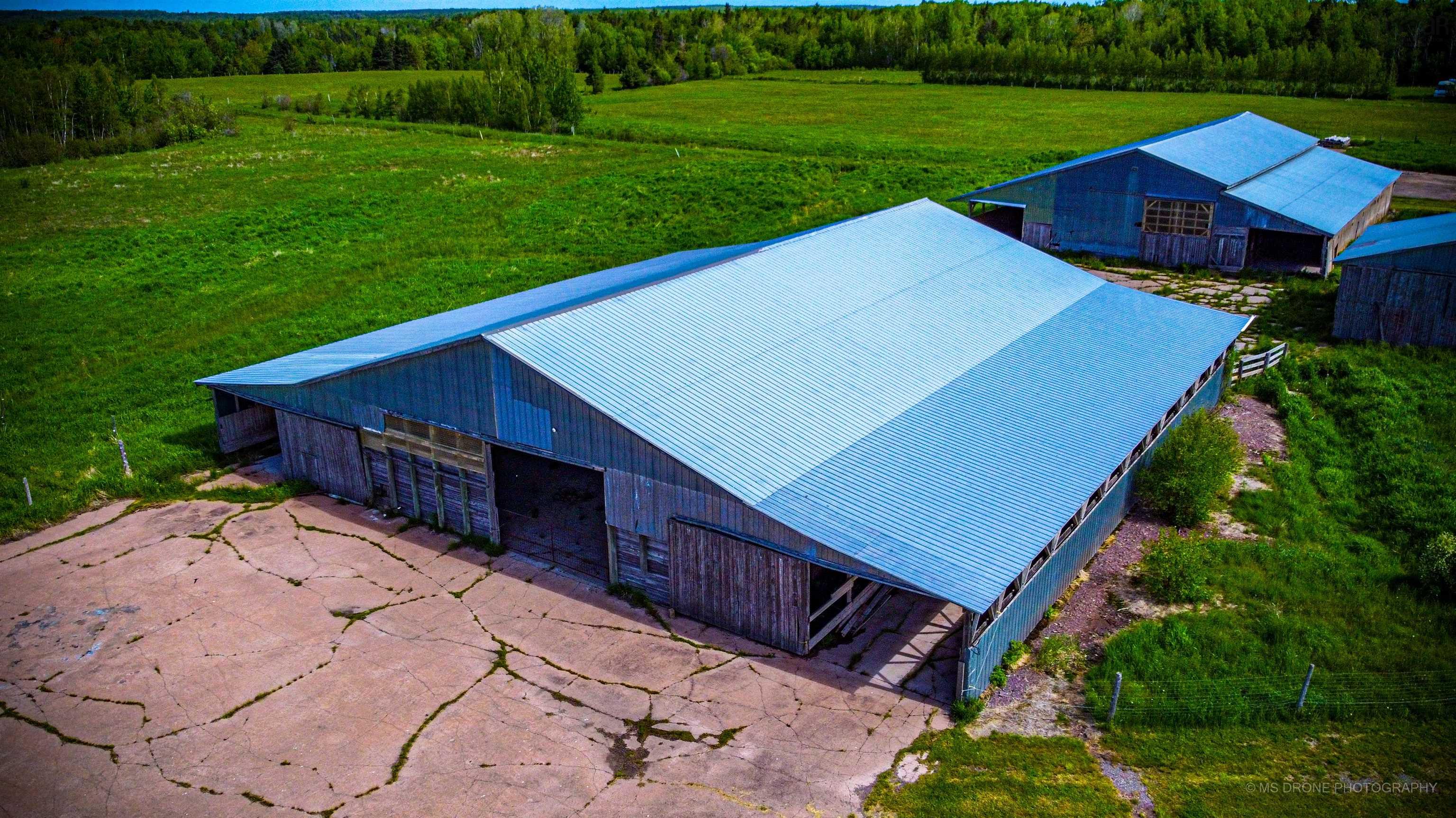 $659,900.00: 7729 Highway 321, Roslin