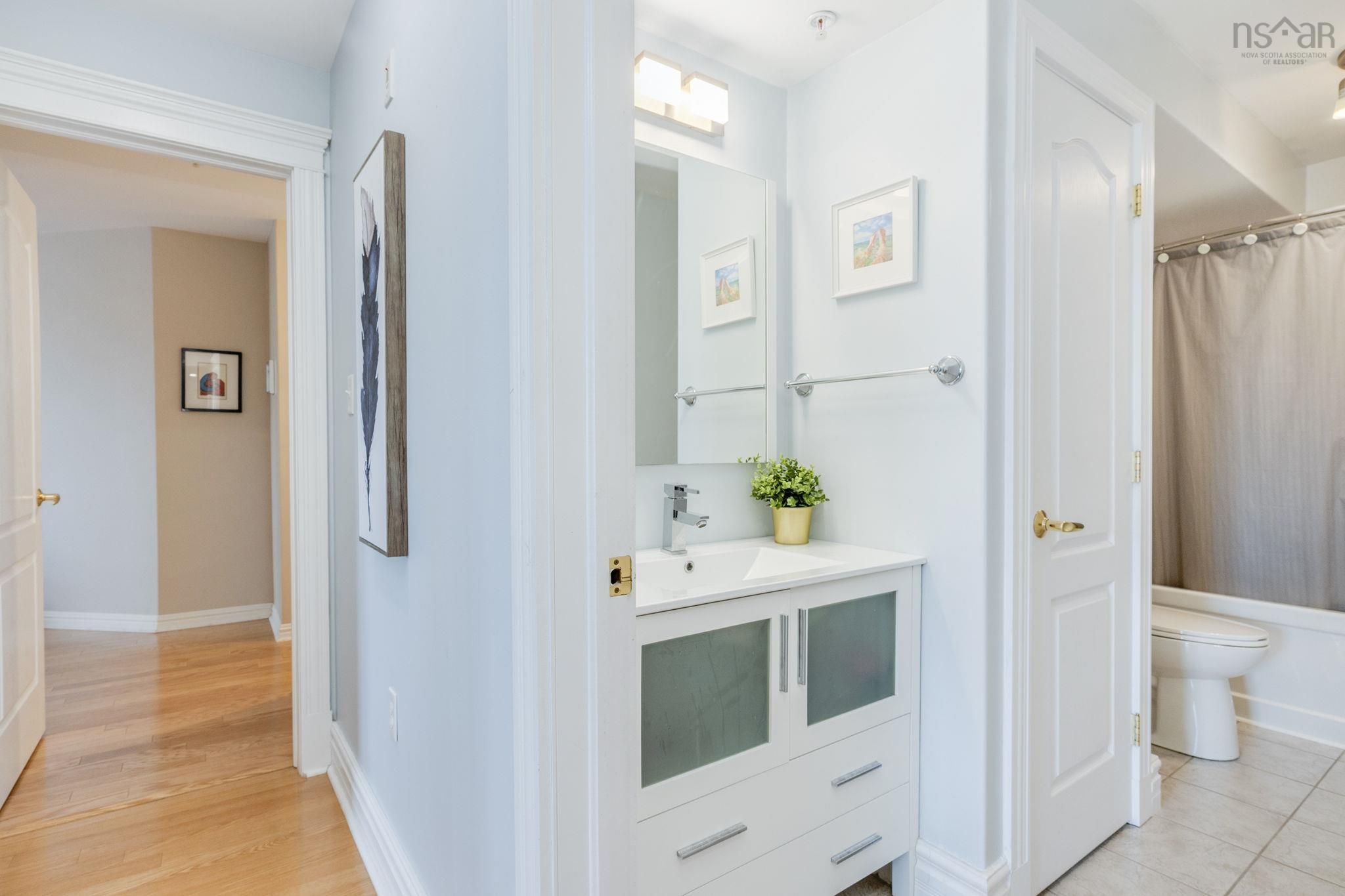 311 115 Ochterloney Street, Dartmouth, NS (MLS 202613676)