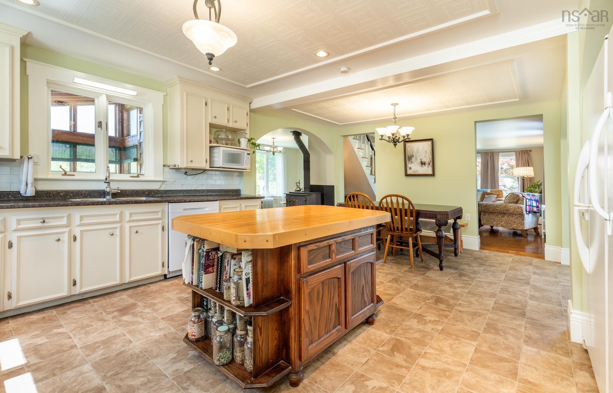 $334,900.00: 41 De La Tete De La Pre, Abrams River