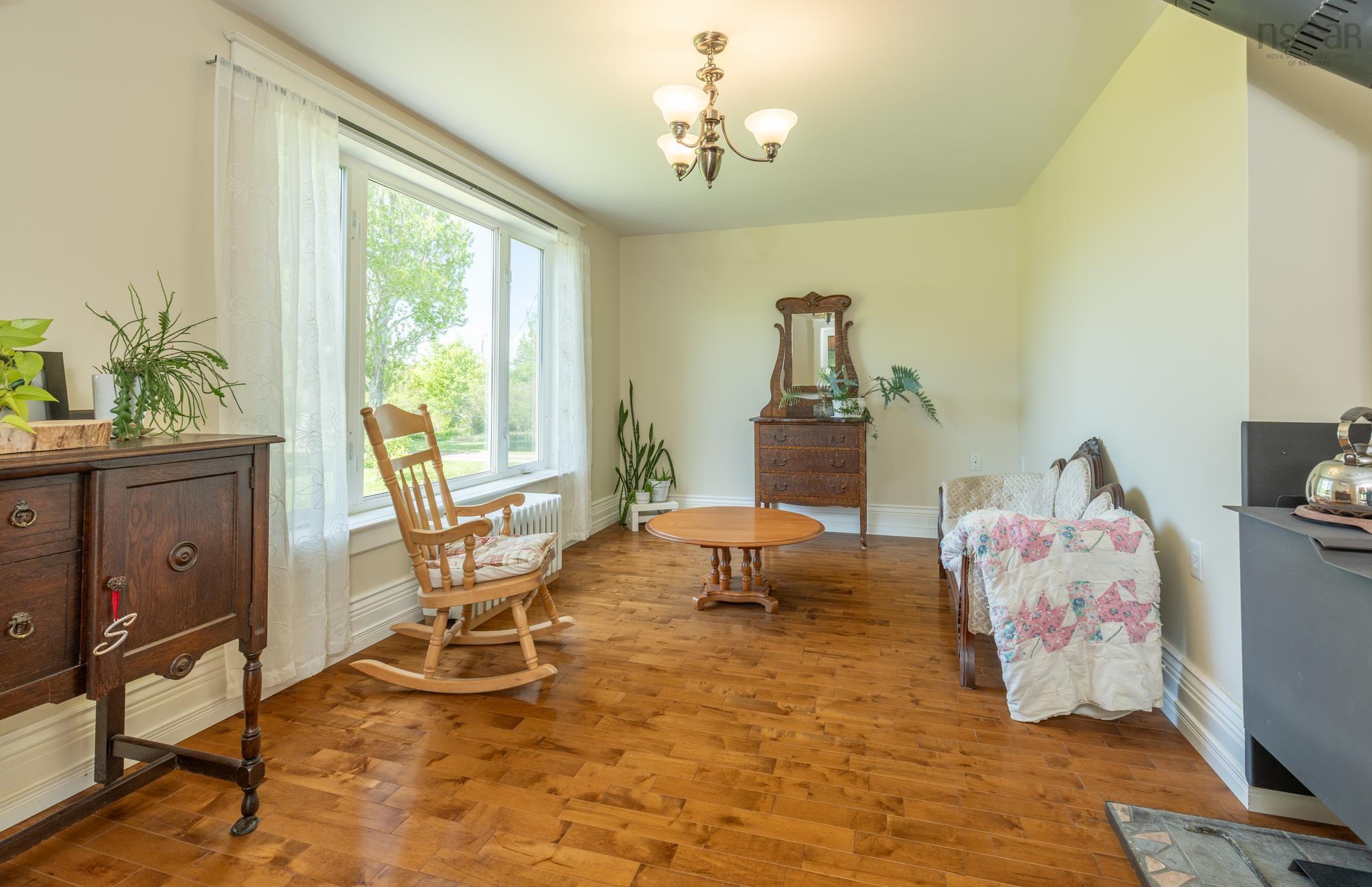 $334,900.00: 41 De La Tete De La Pre, Abrams River