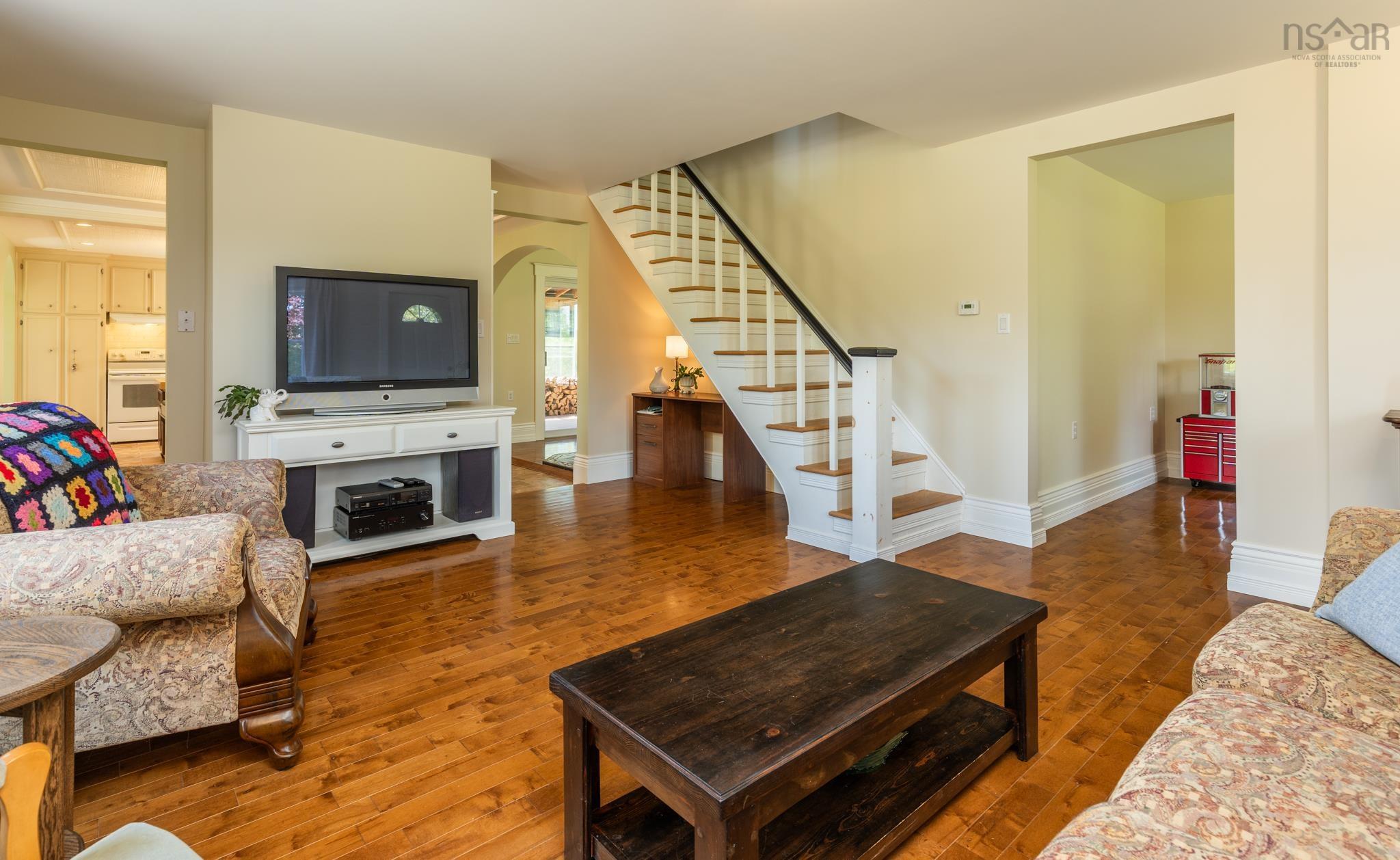 $334,900.00: 41 De La Tete De La Pre, Abrams River
