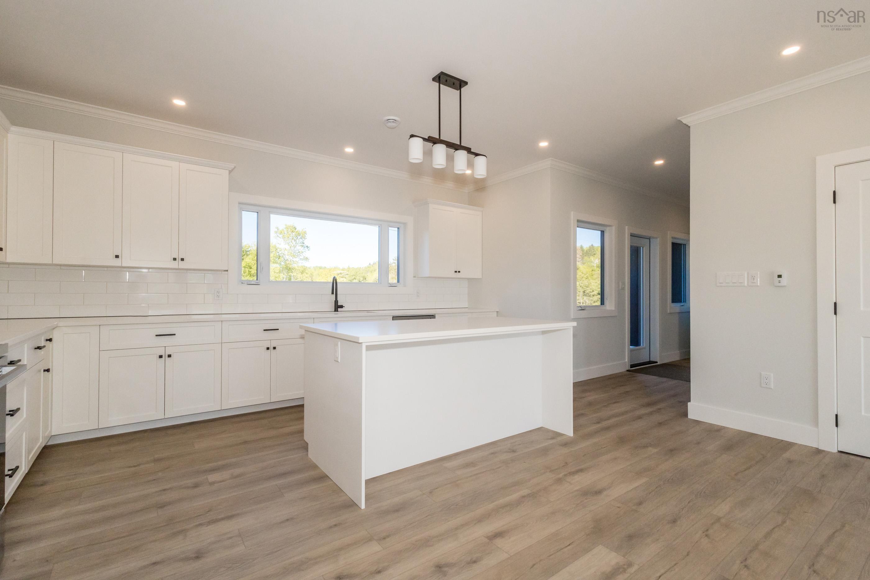 $595,000.00: 41 Colonial Arms Drive, Deep Brook