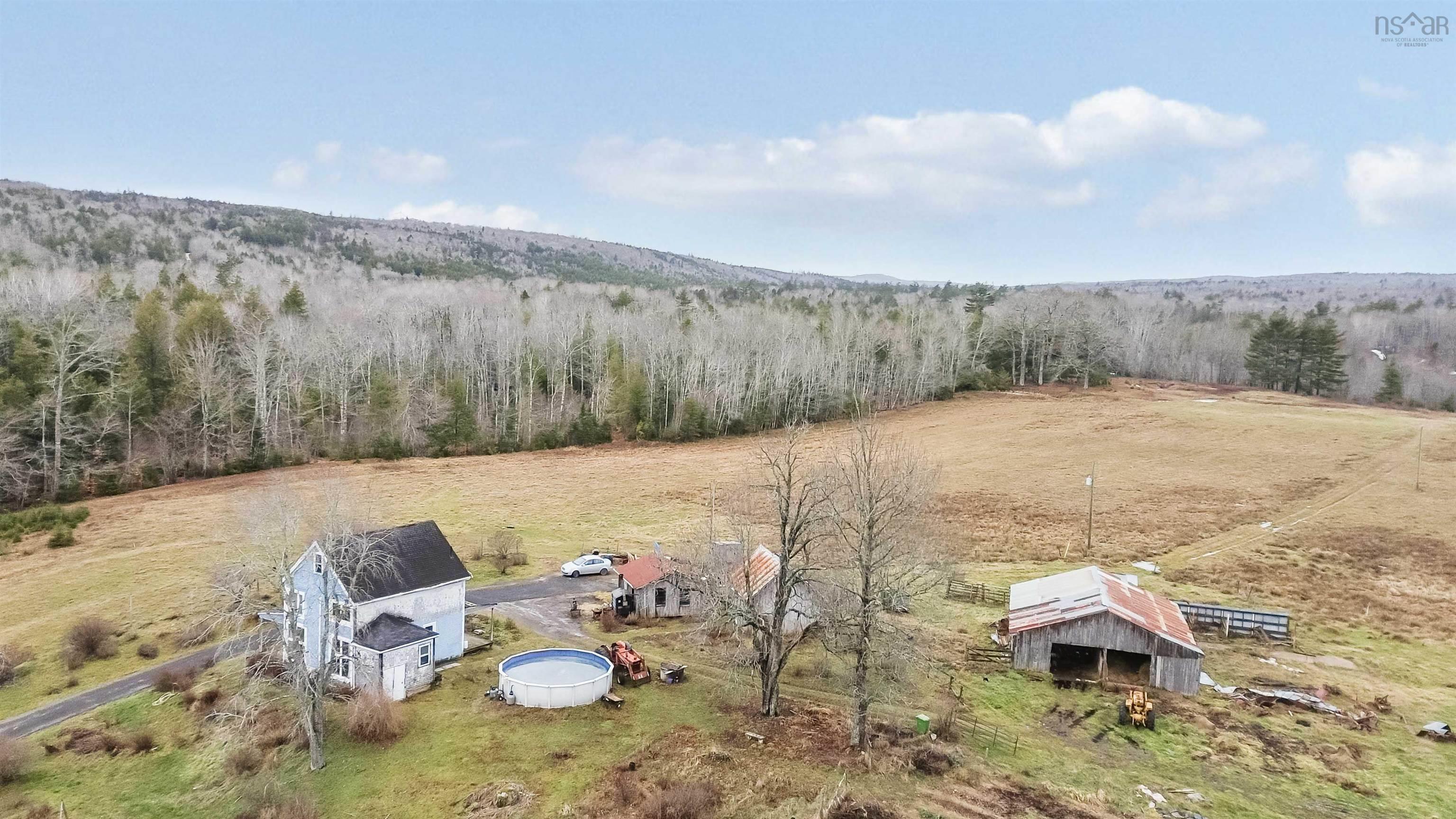 $699,000.00: 227 Landry Lane, Upper Falmouth