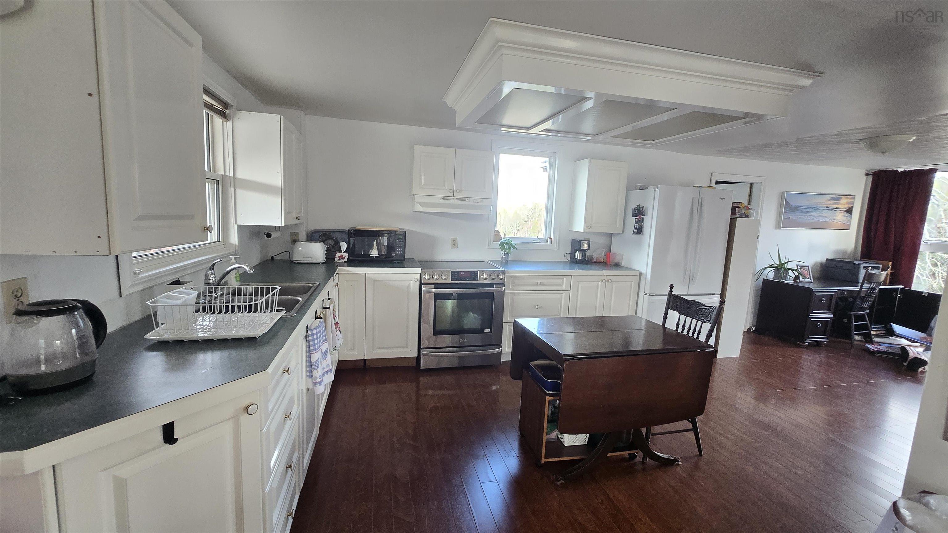 $699,000.00: 227 Landry Lane, Upper Falmouth