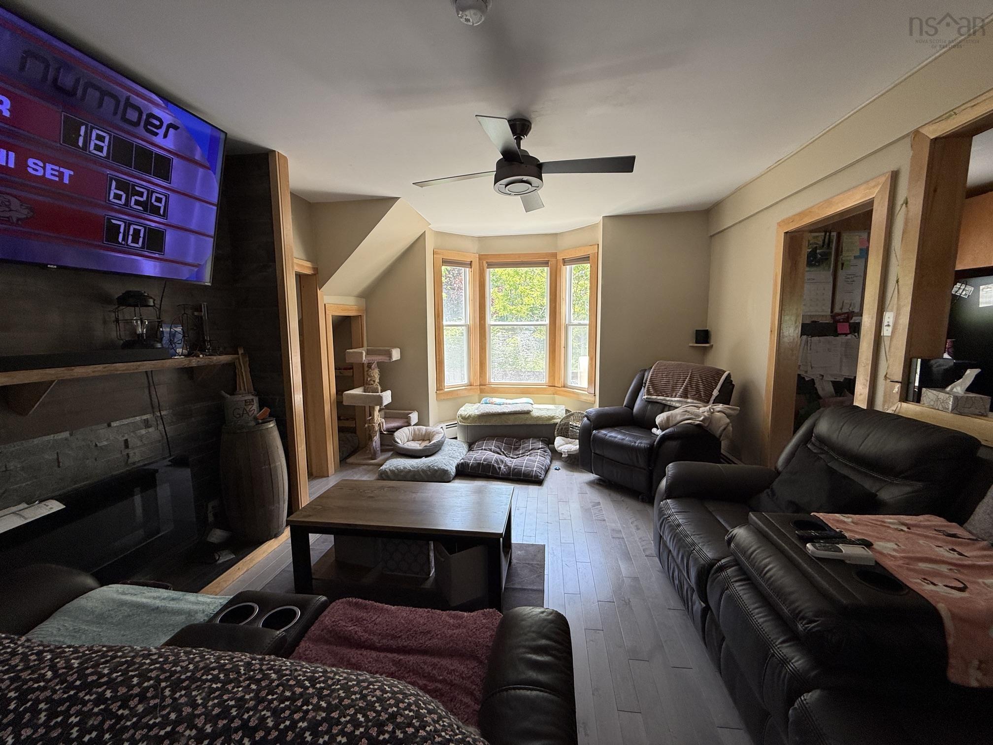 $429,900.00: 22 Forest Street, Milton