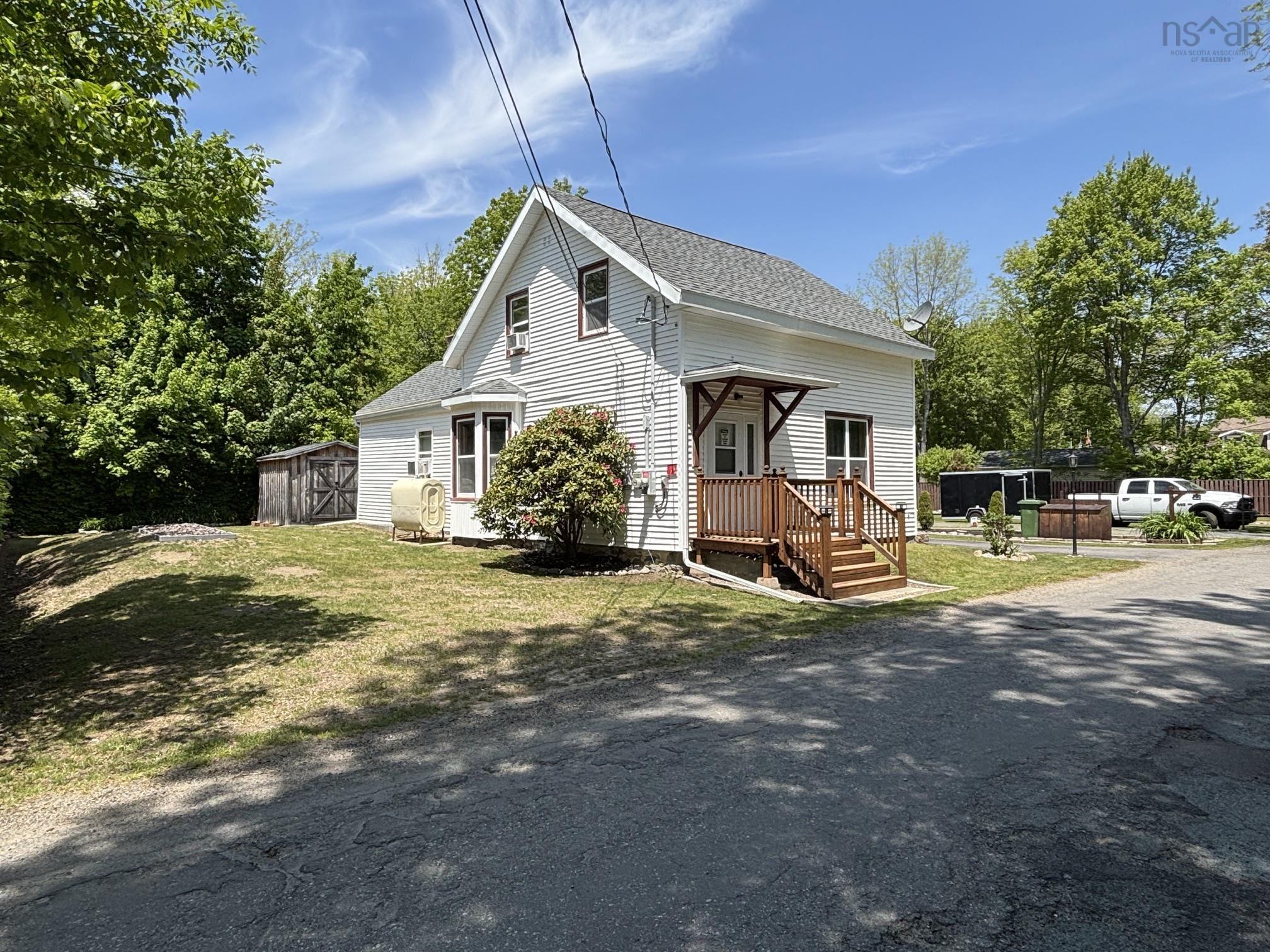 $429,900.00: 22 Forest Street, Milton