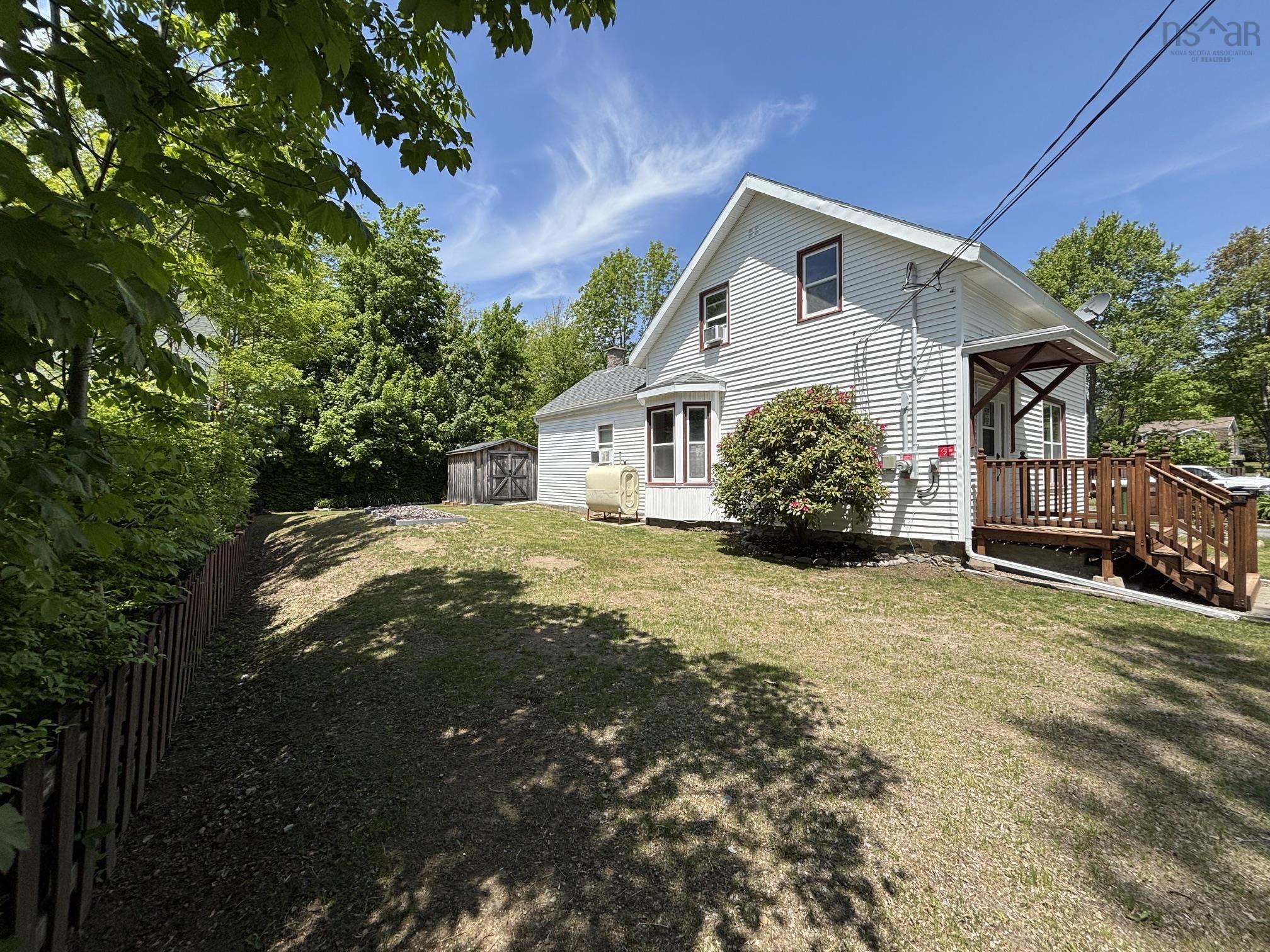 $429,900.00: 22 Forest Street, Milton