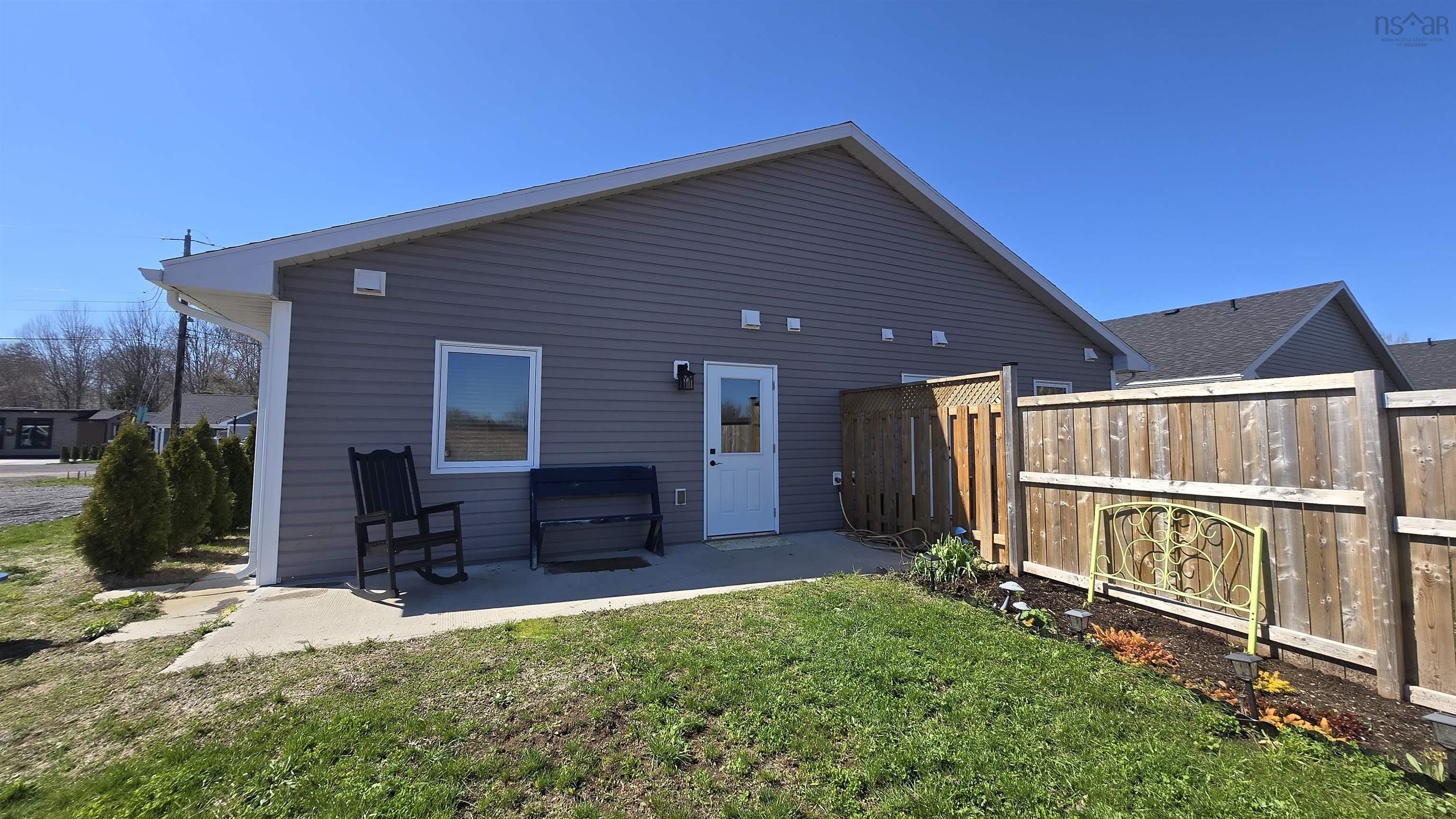 $318,500.00: 333 Nichols Avenue, North Kentville