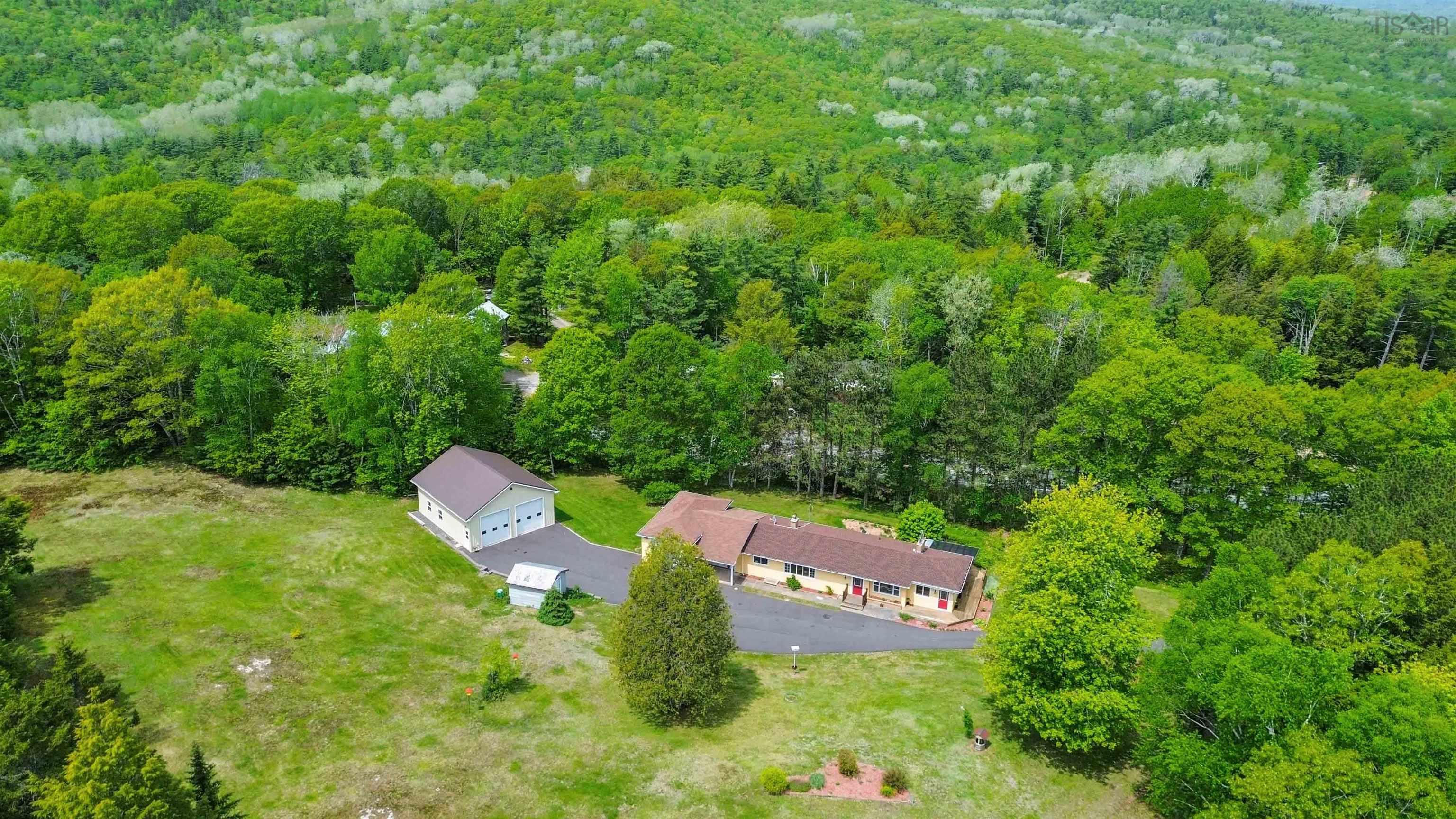 $1,100,000.00: 34 Palmer Lake Drive, Windsor Forks