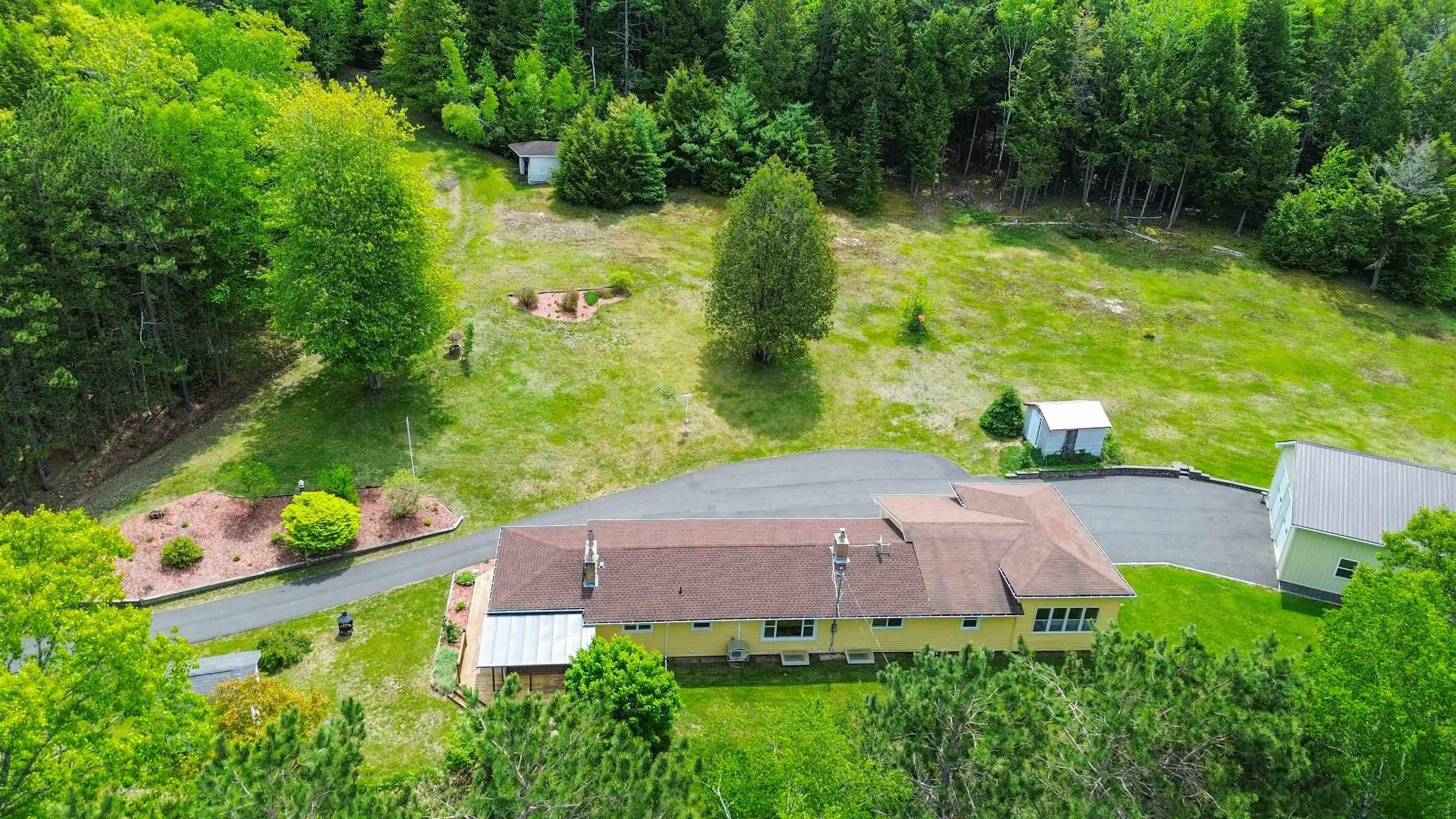 $1,100,000.00: 34 Palmer Lake Drive, Windsor Forks