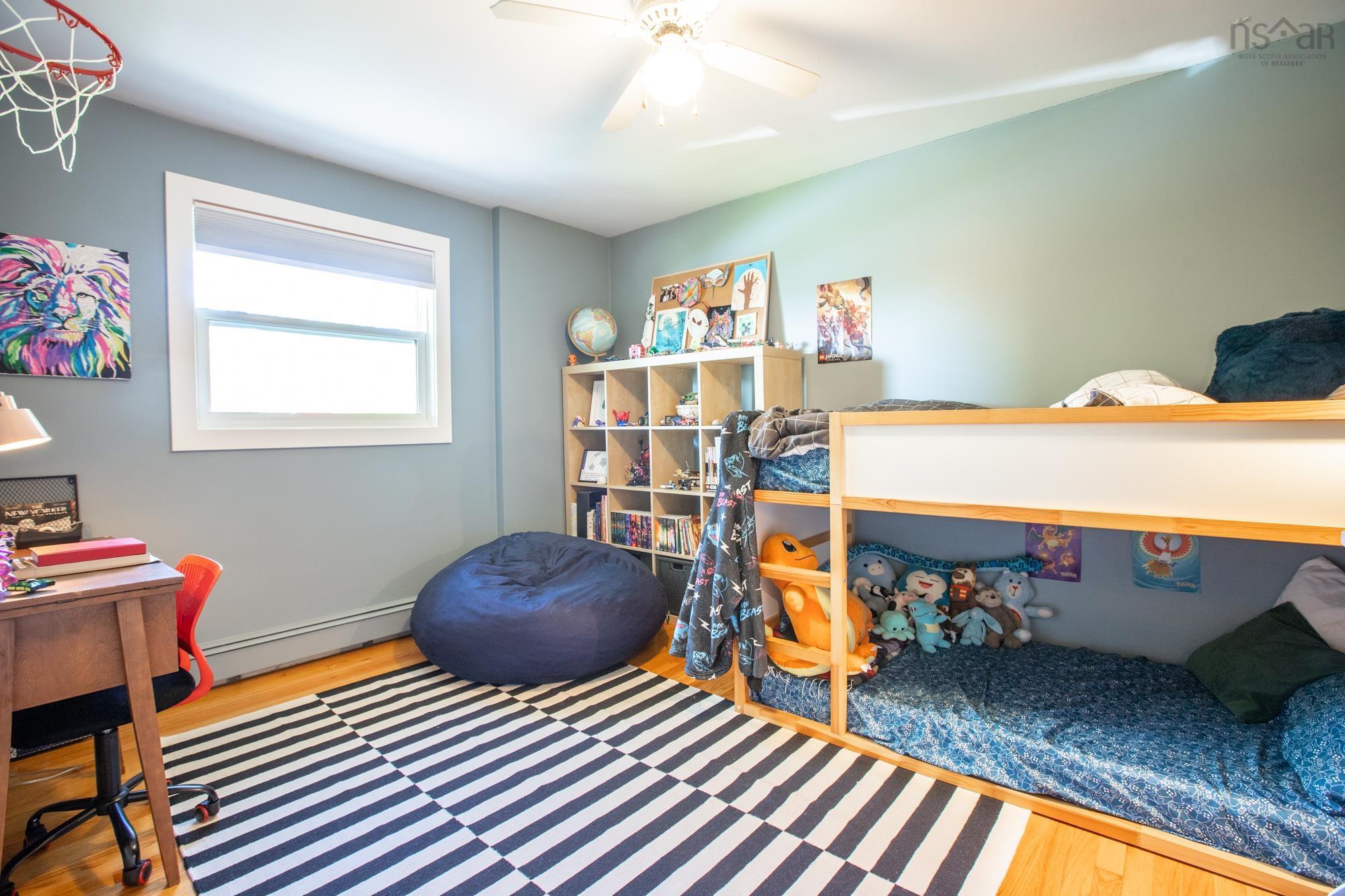 17 Hillwood Crescent, Clayton Park, NS (MLS 202613699)