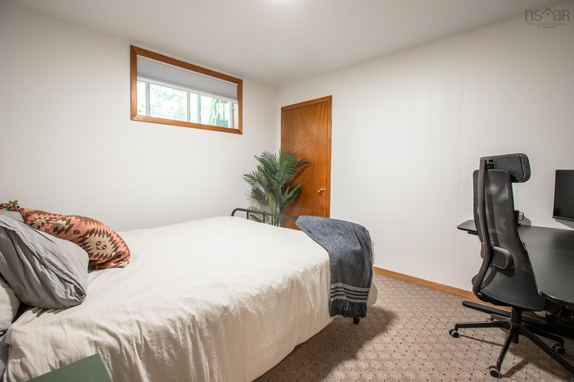 17 Hillwood Crescent, Clayton Park, NS (MLS 202613699)