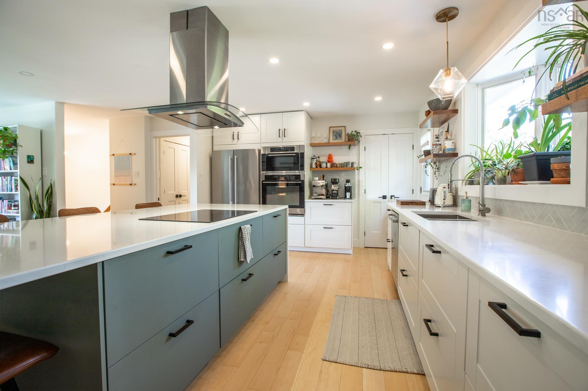 17 Hillwood Crescent, Clayton Park, NS (MLS 202613699)