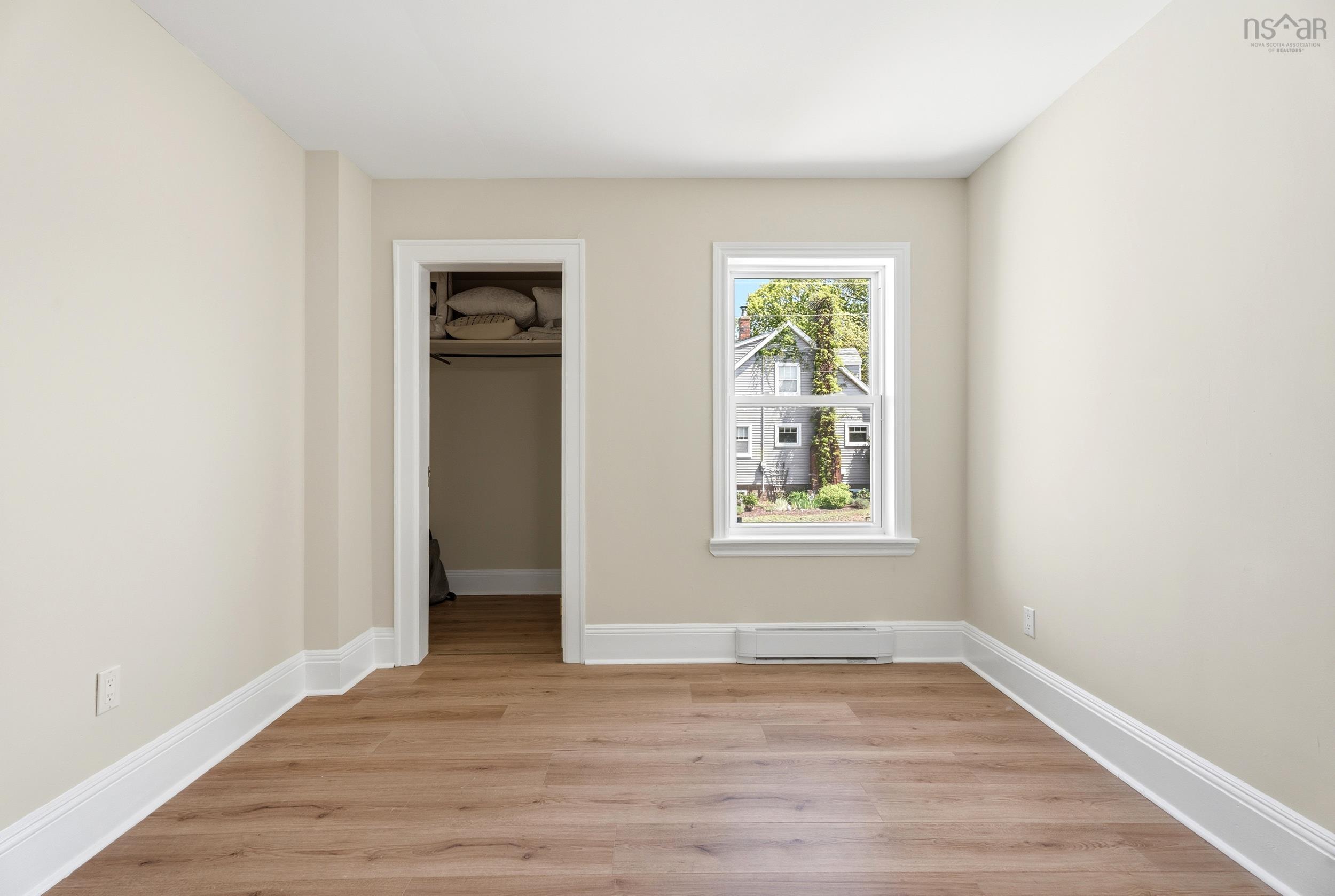 $475,000.00: 127 Crescent Drive, New Minas