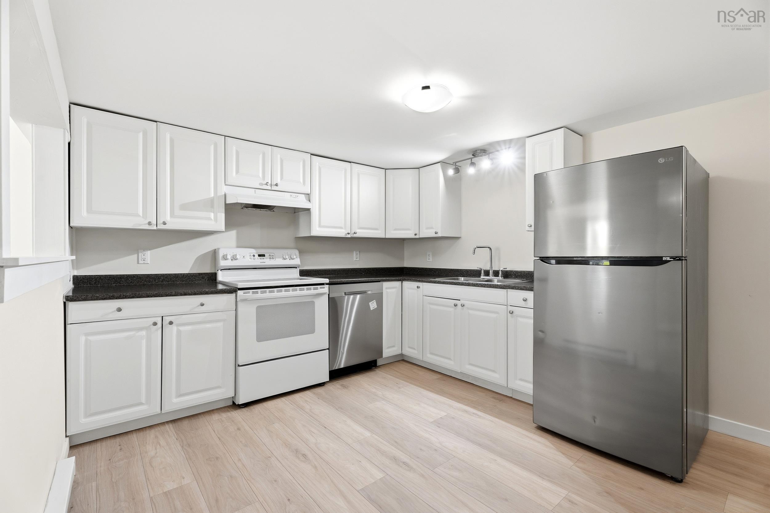 $475,000.00: 127 Crescent Drive, New Minas
