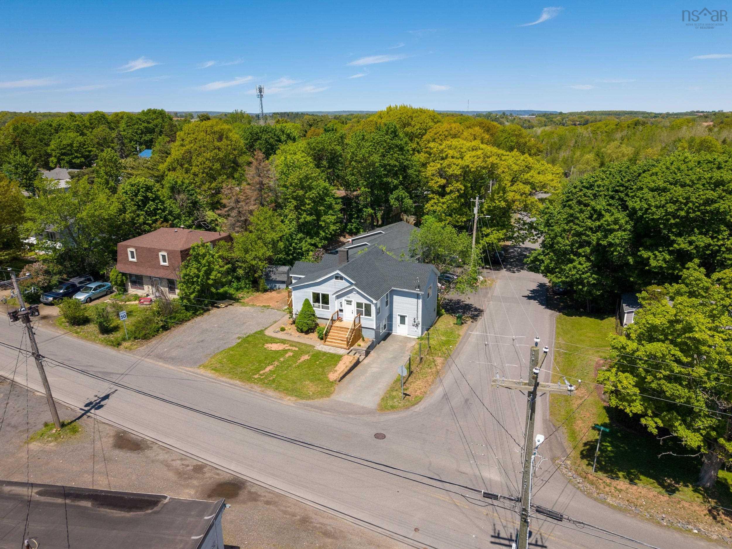 $475,000.00: 127 Crescent Drive, New Minas