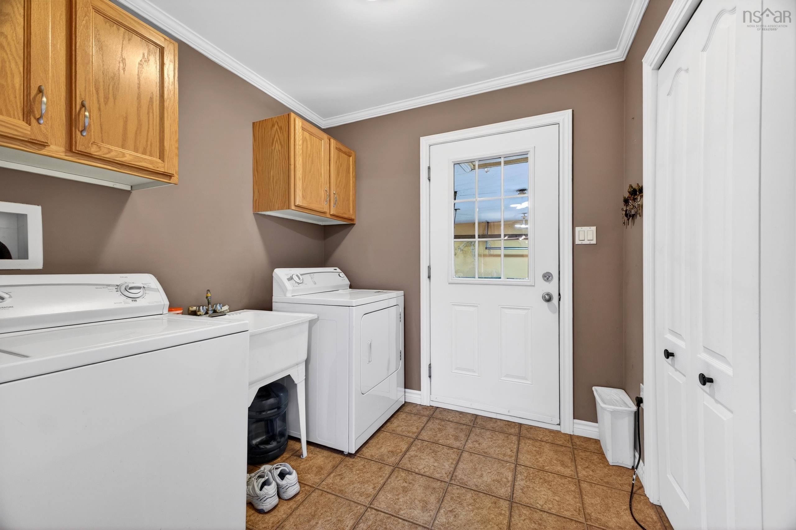 $364,500.00: 315 HIGHWAY 242, Joggins
