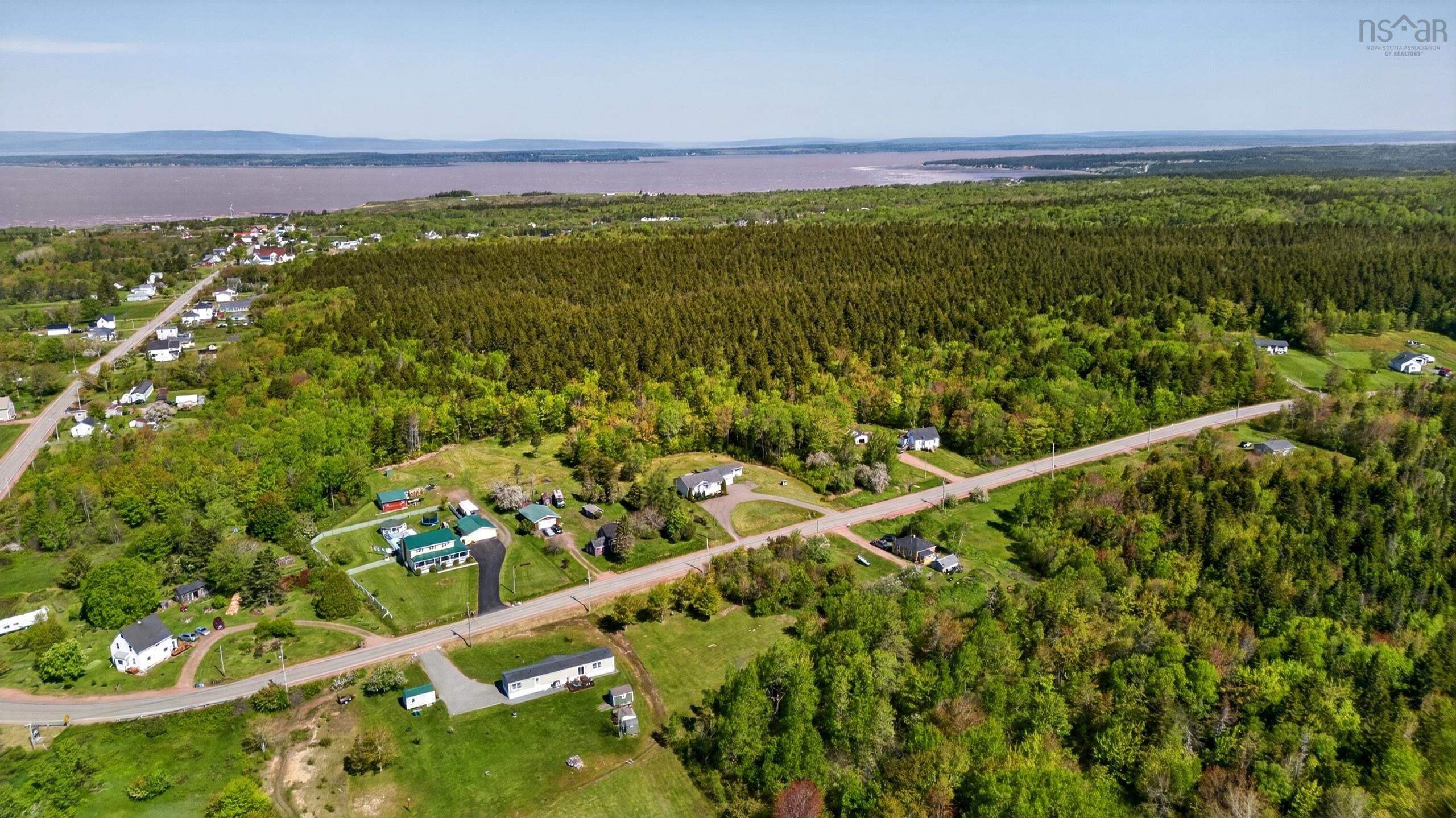 $364,500.00: 315 HIGHWAY 242, Joggins