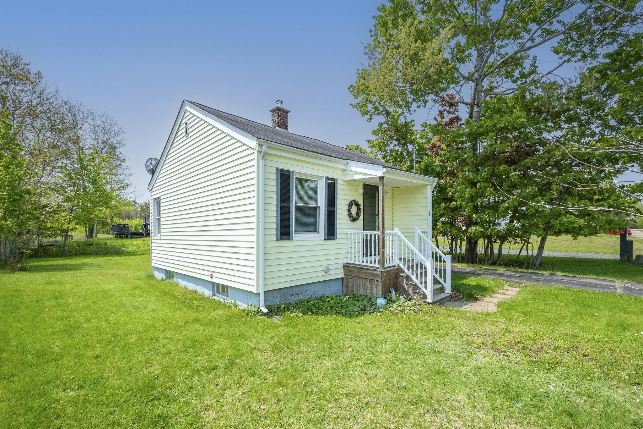 $169,000.00: 69 Cambey Avenue, Stellarton