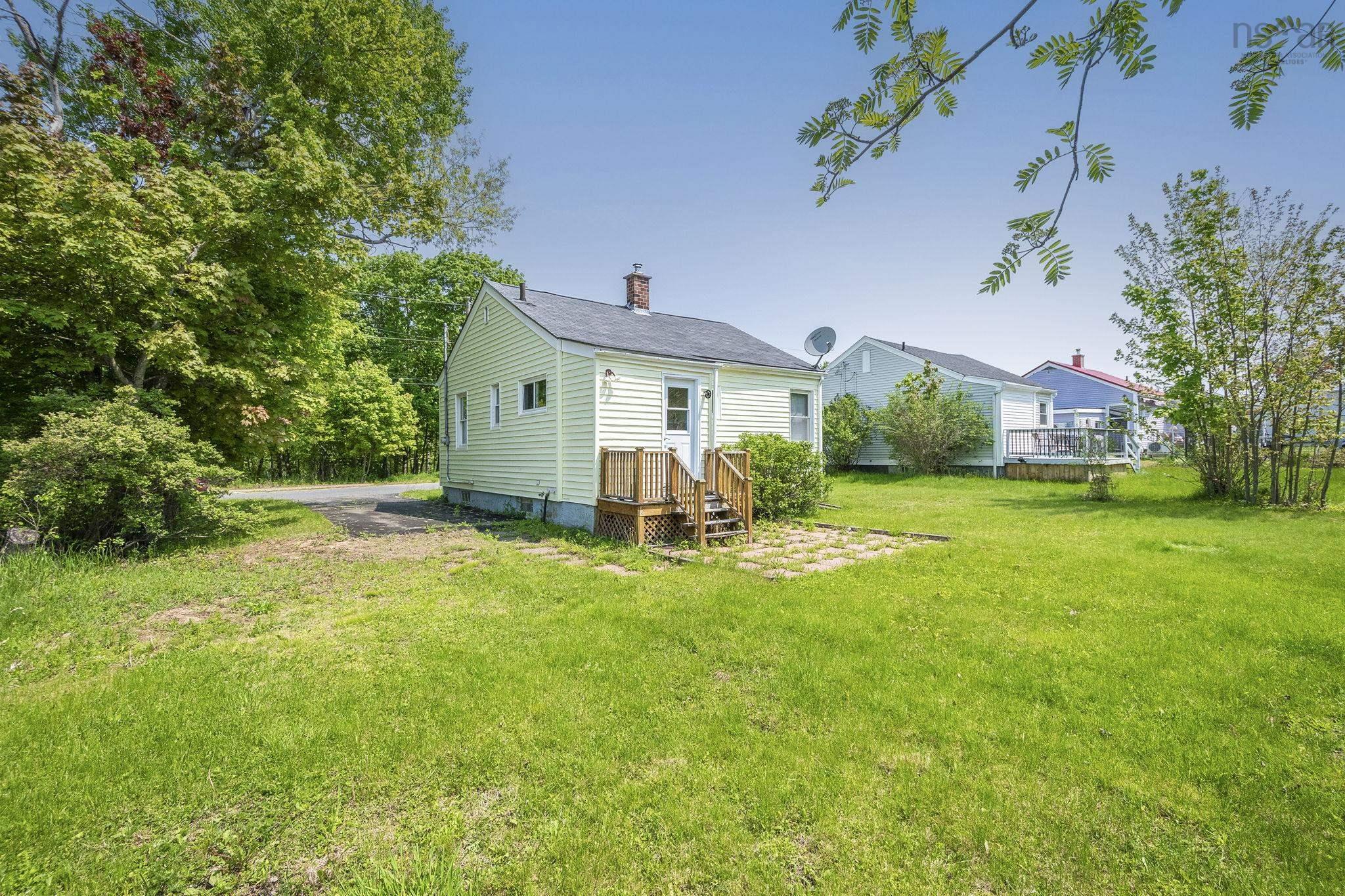 $169,000.00: 69 Cambey Avenue, Stellarton