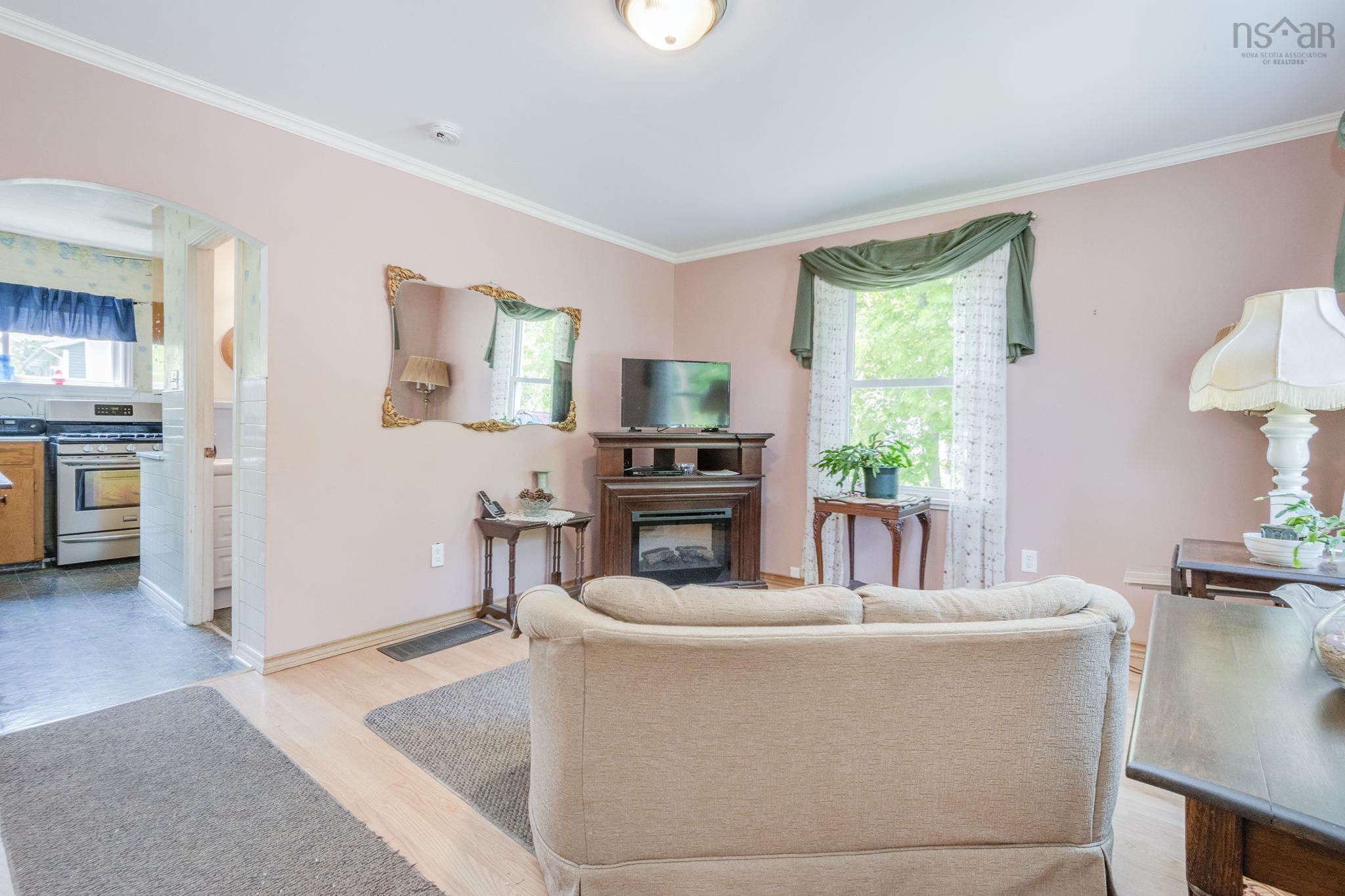 $169,000.00: 69 Cambey Avenue, Stellarton