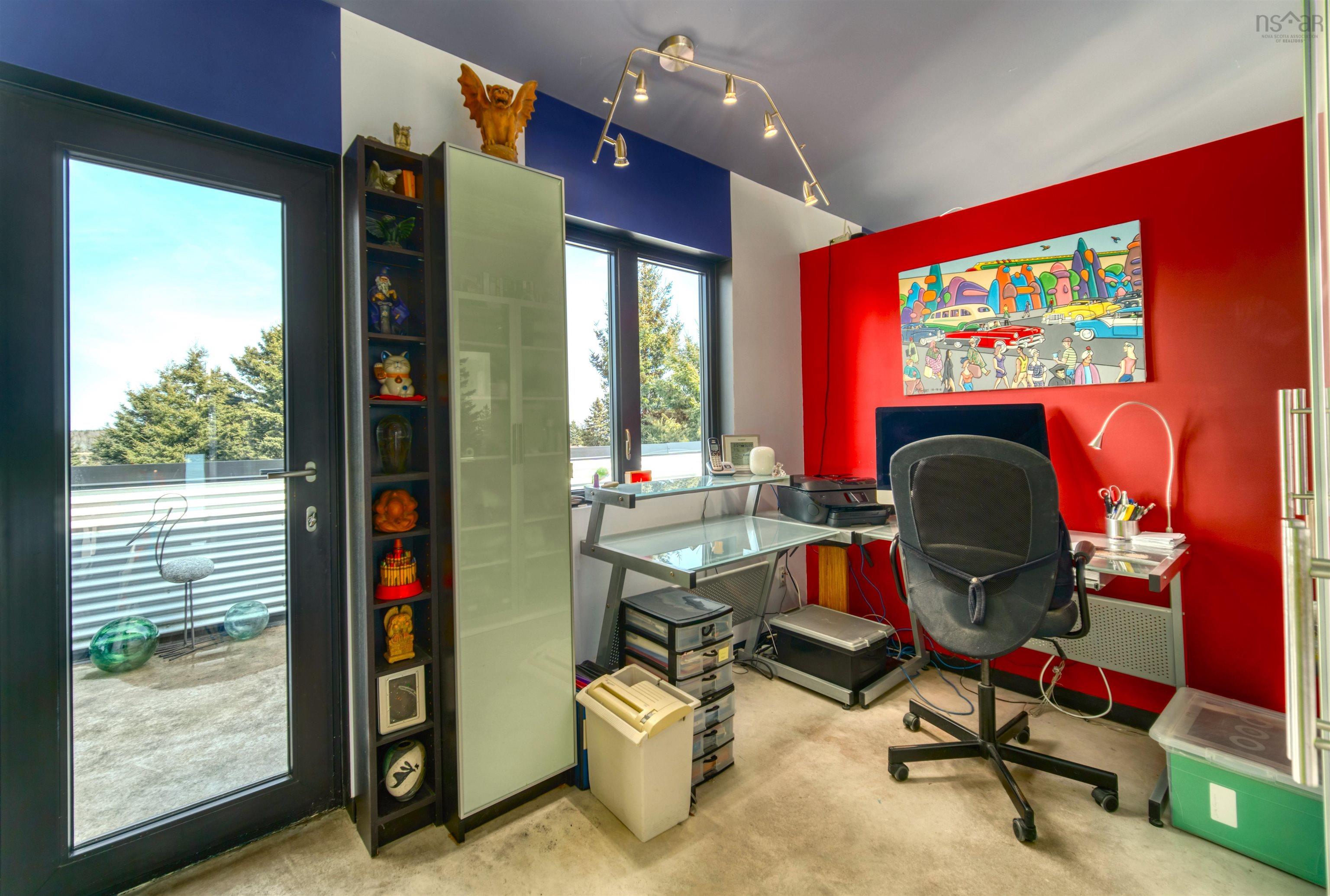 $1,295,000.00: 66 Beach Hill Road, Kingsburg