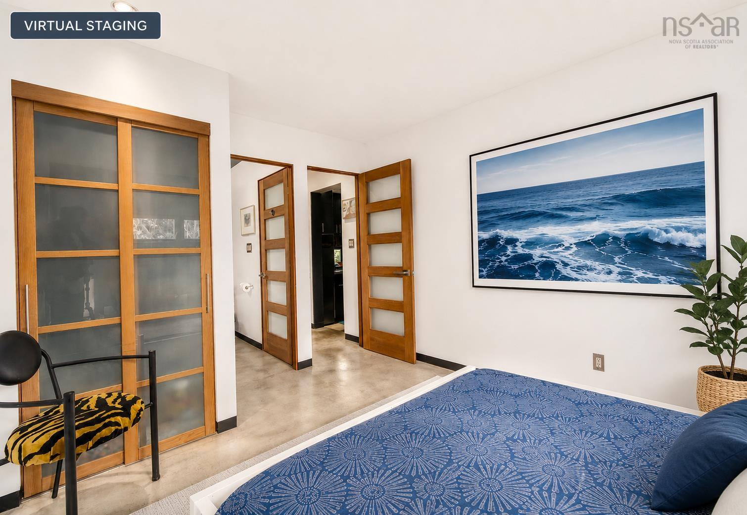 $1,295,000.00: 66 Beach Hill Road, Kingsburg