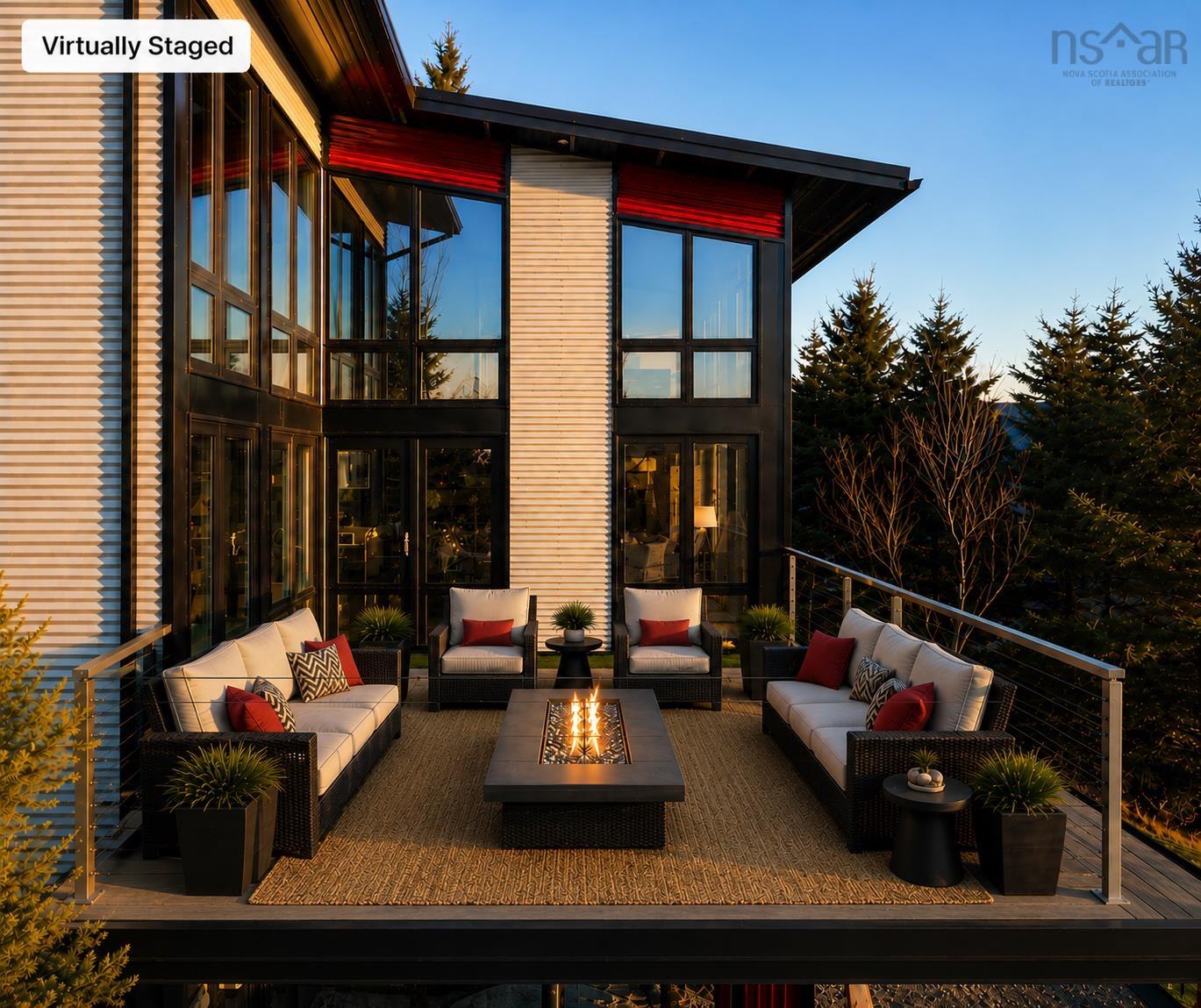 $1,295,000.00: 66 Beach Hill Road, Kingsburg