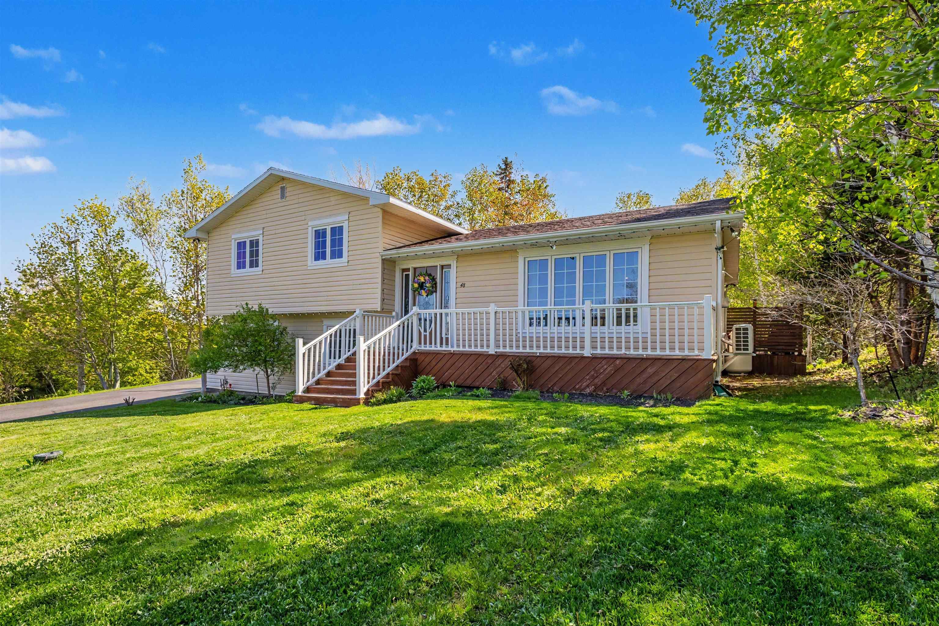 $499,999.00: 48 Waterville Drive, Howie Centre
