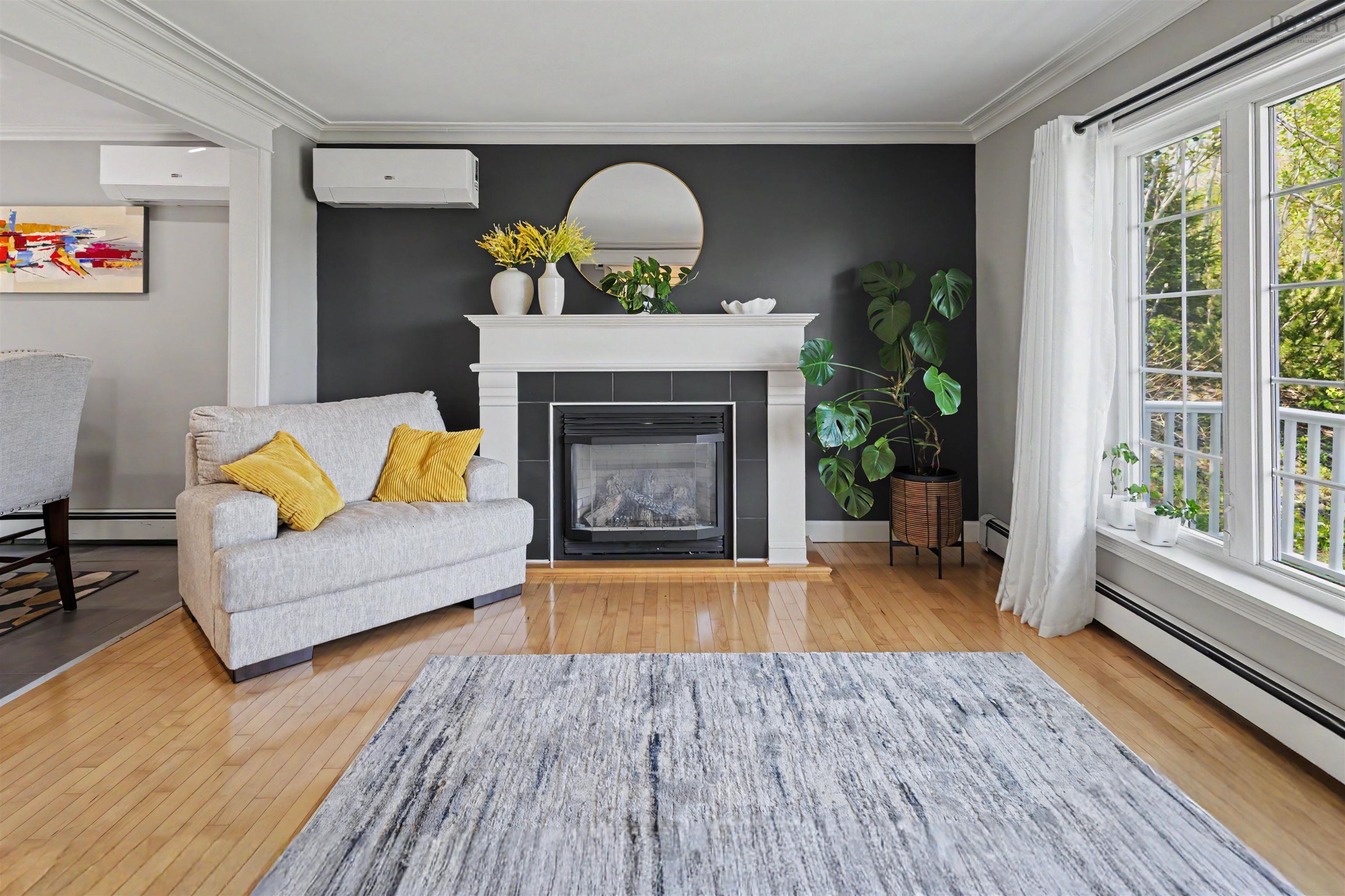$499,999.00: 48 Waterville Drive, Howie Centre