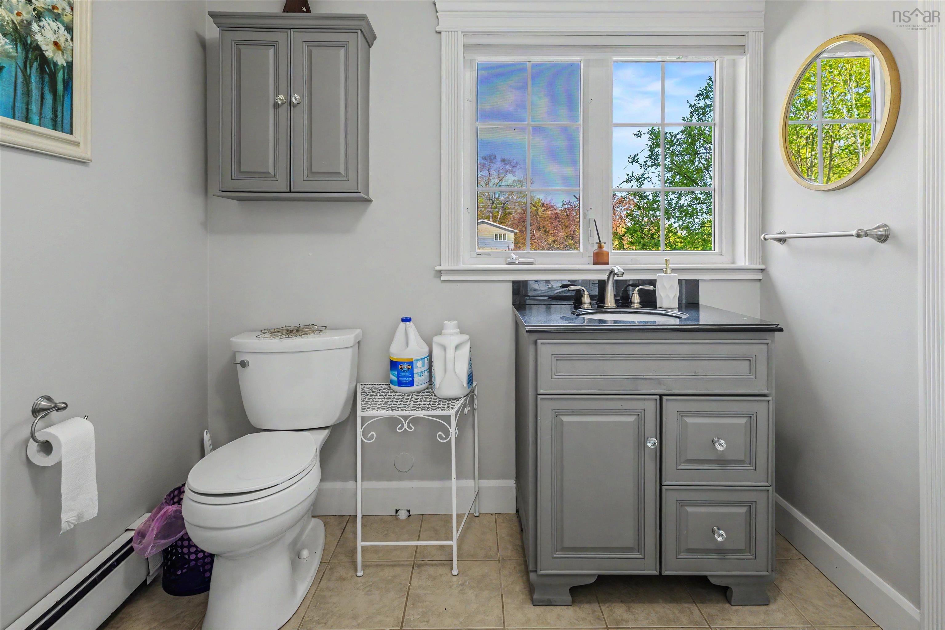 $499,999.00: 48 Waterville Drive, Howie Centre