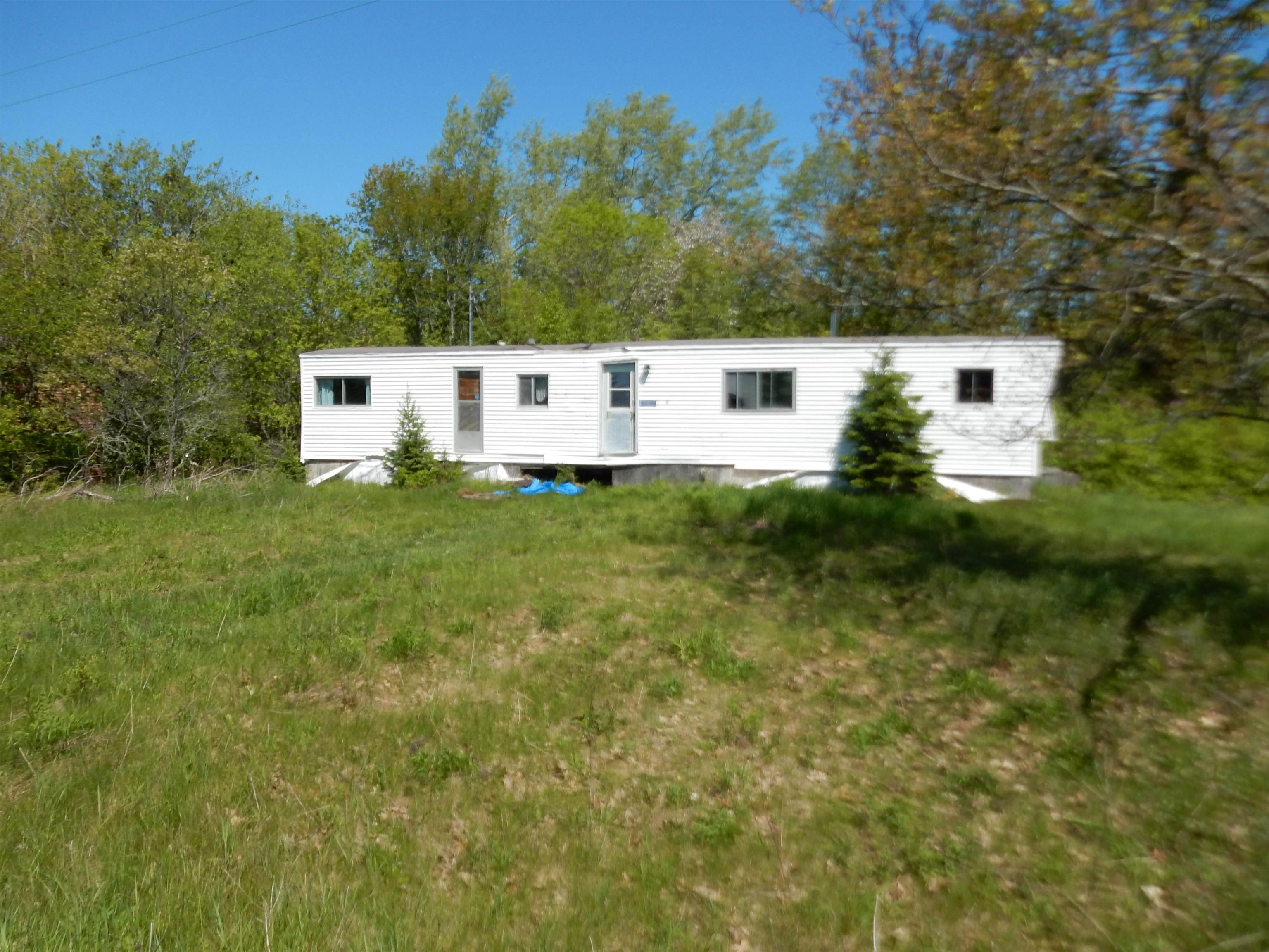 $46,900.00: 12520 Highway 224, Middle Musquodoboit