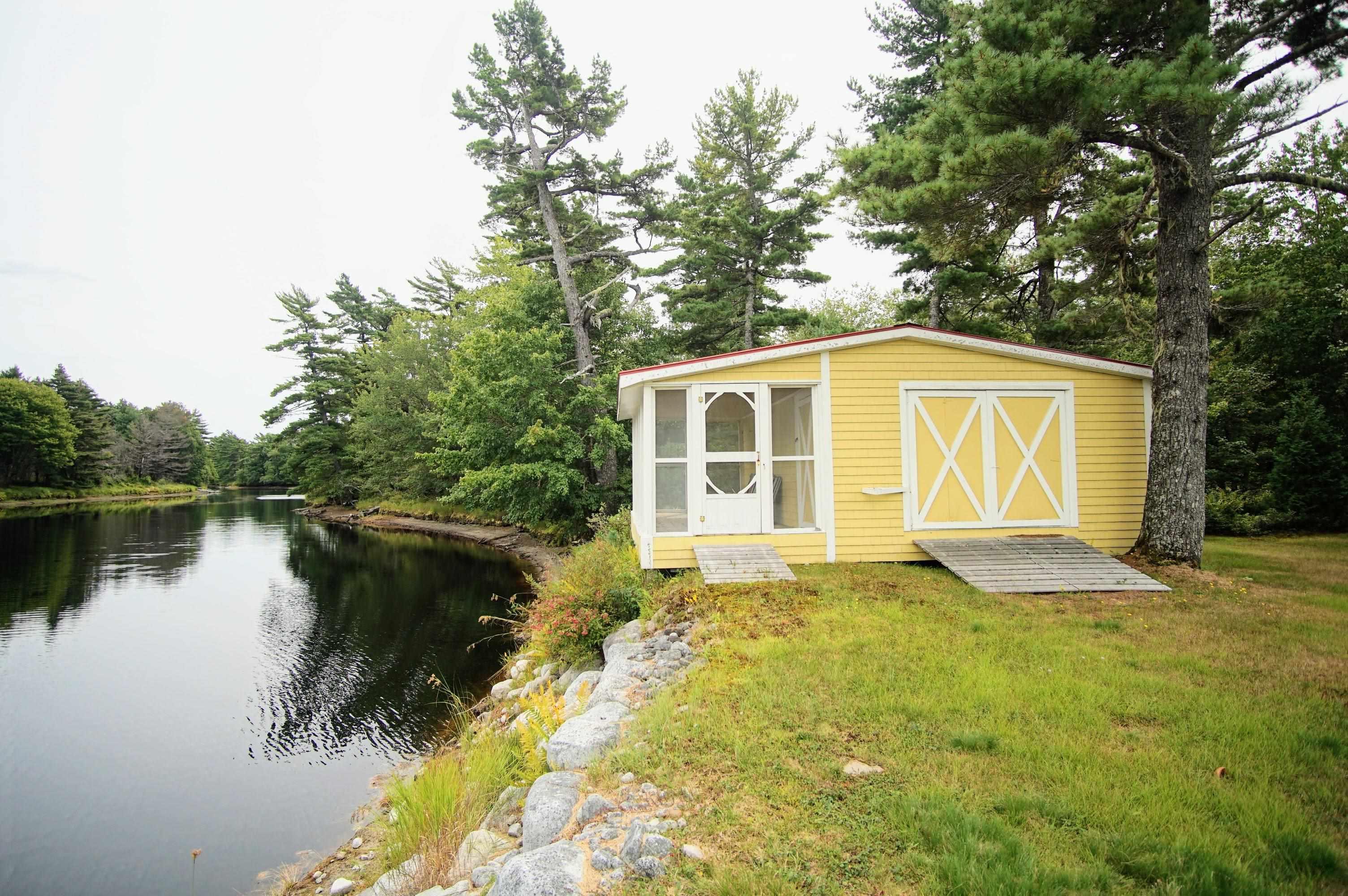 $1,850,000.00: 1628 Upper Clyde Road, Clyde River